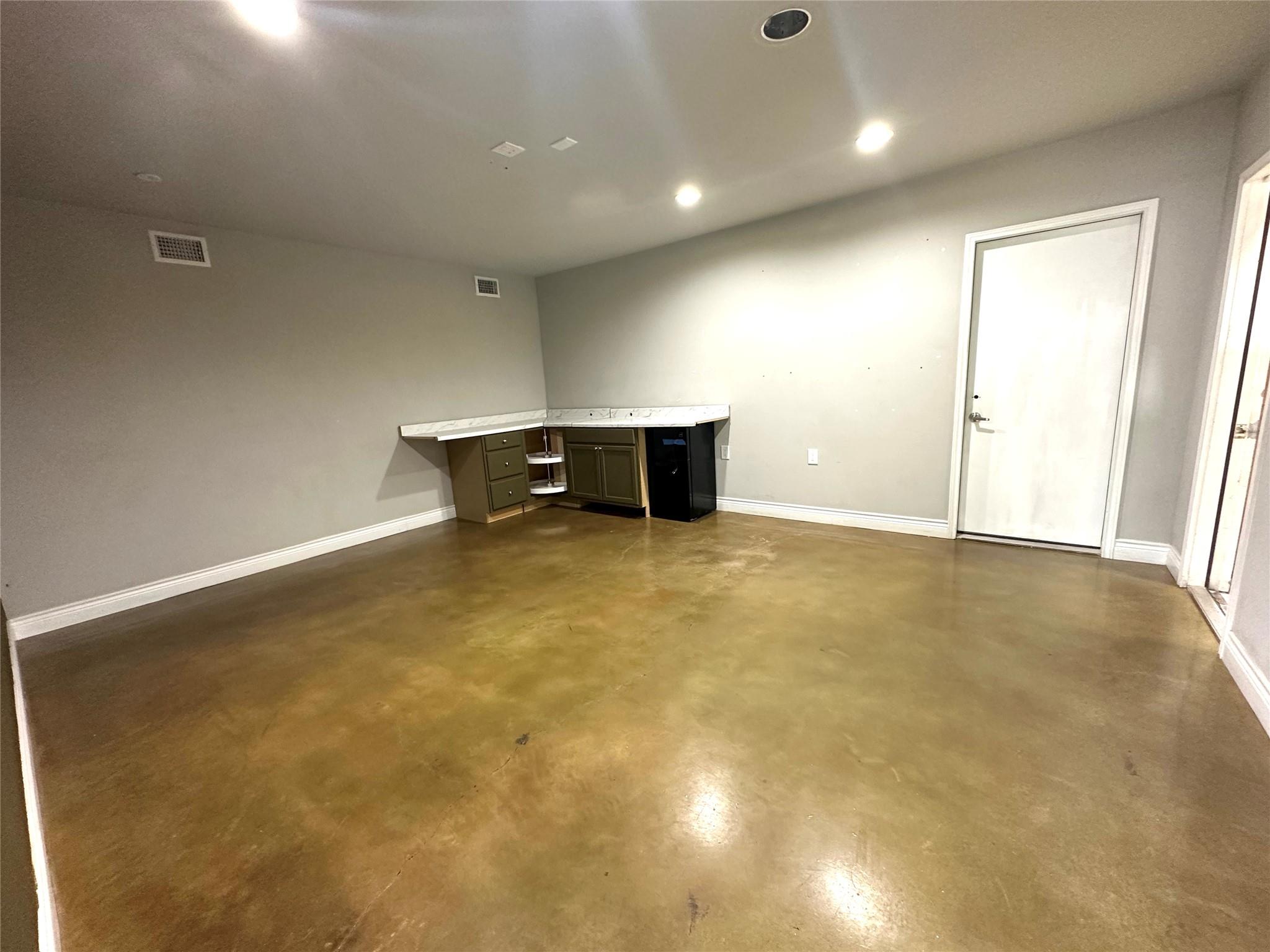 18281 Fm 150 205 Property Photo 3