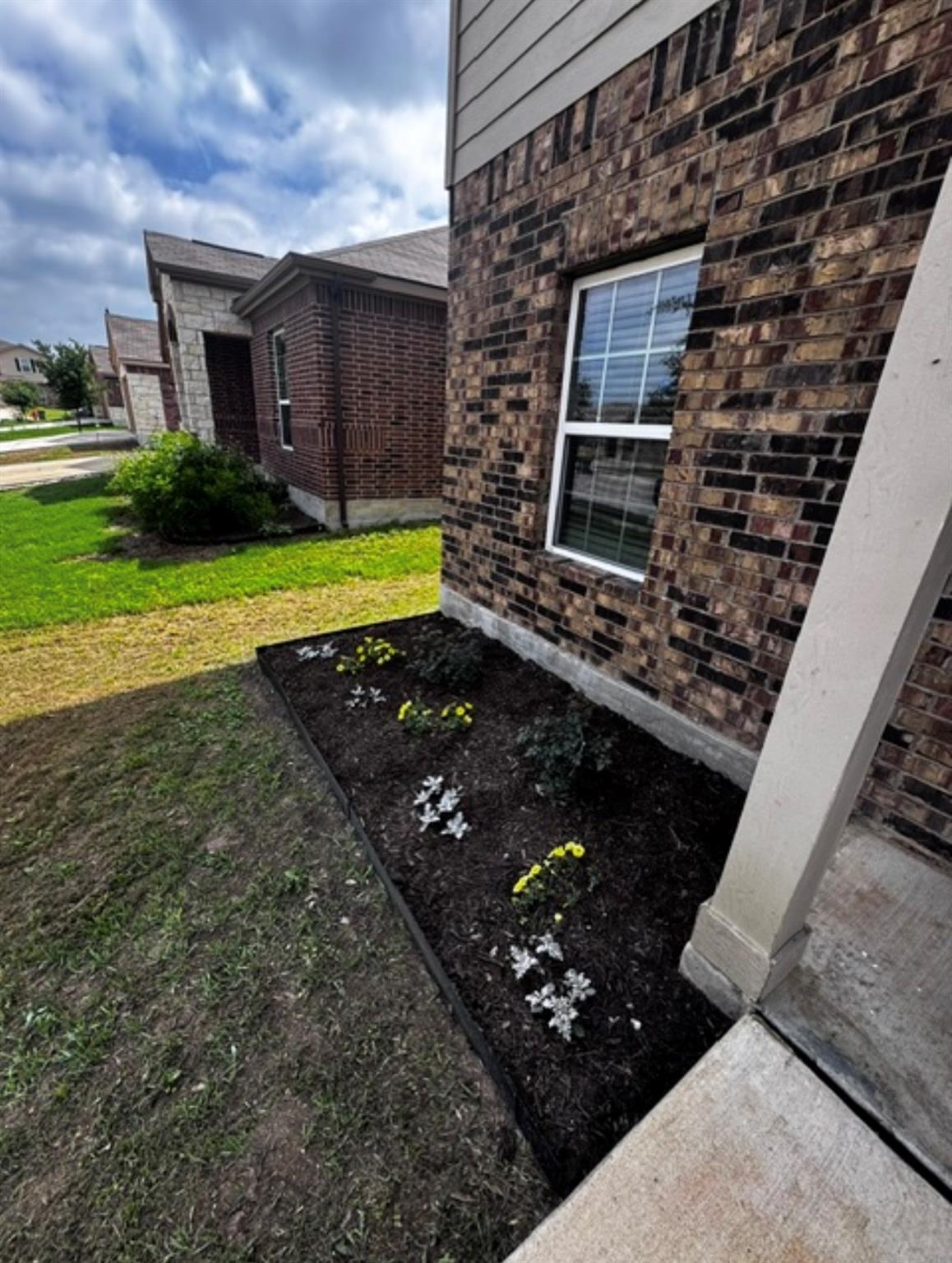 13713 Henry A Wallace Ln Property Photo 16