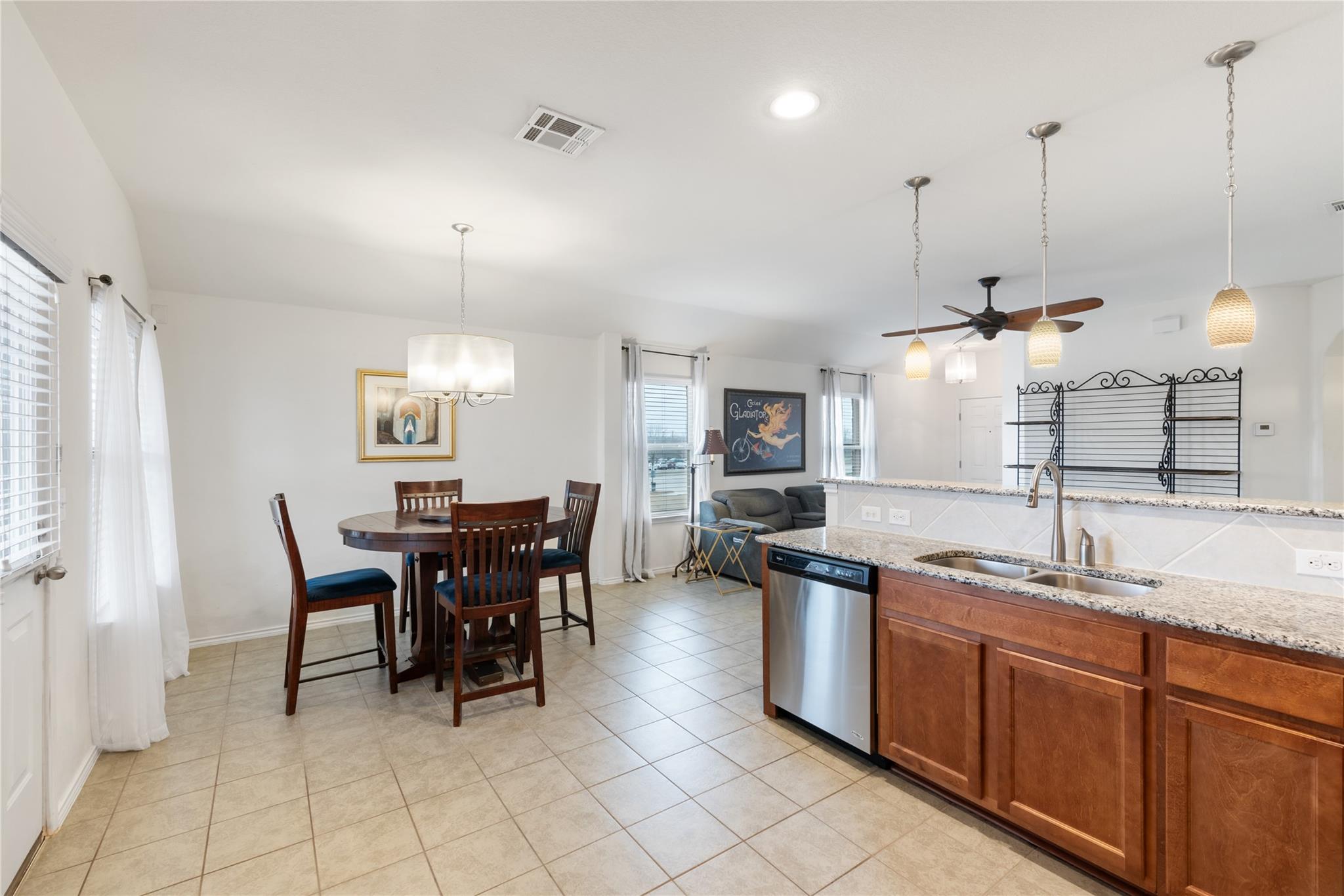 128 Diamondback Cv Property Photo 7