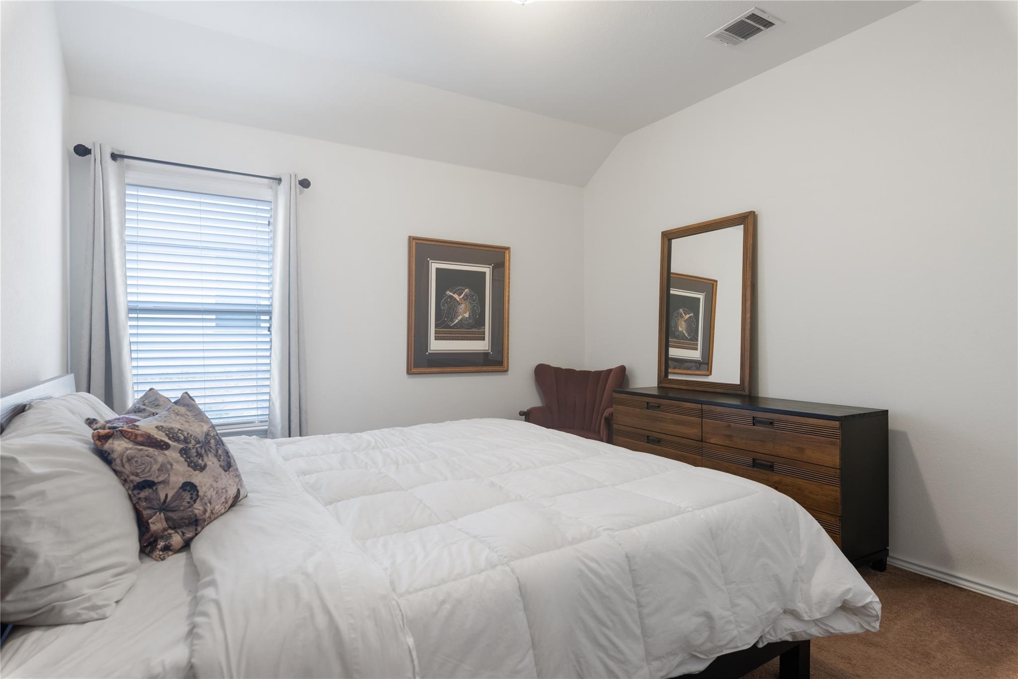 128 Diamondback Cv Property Photo 12