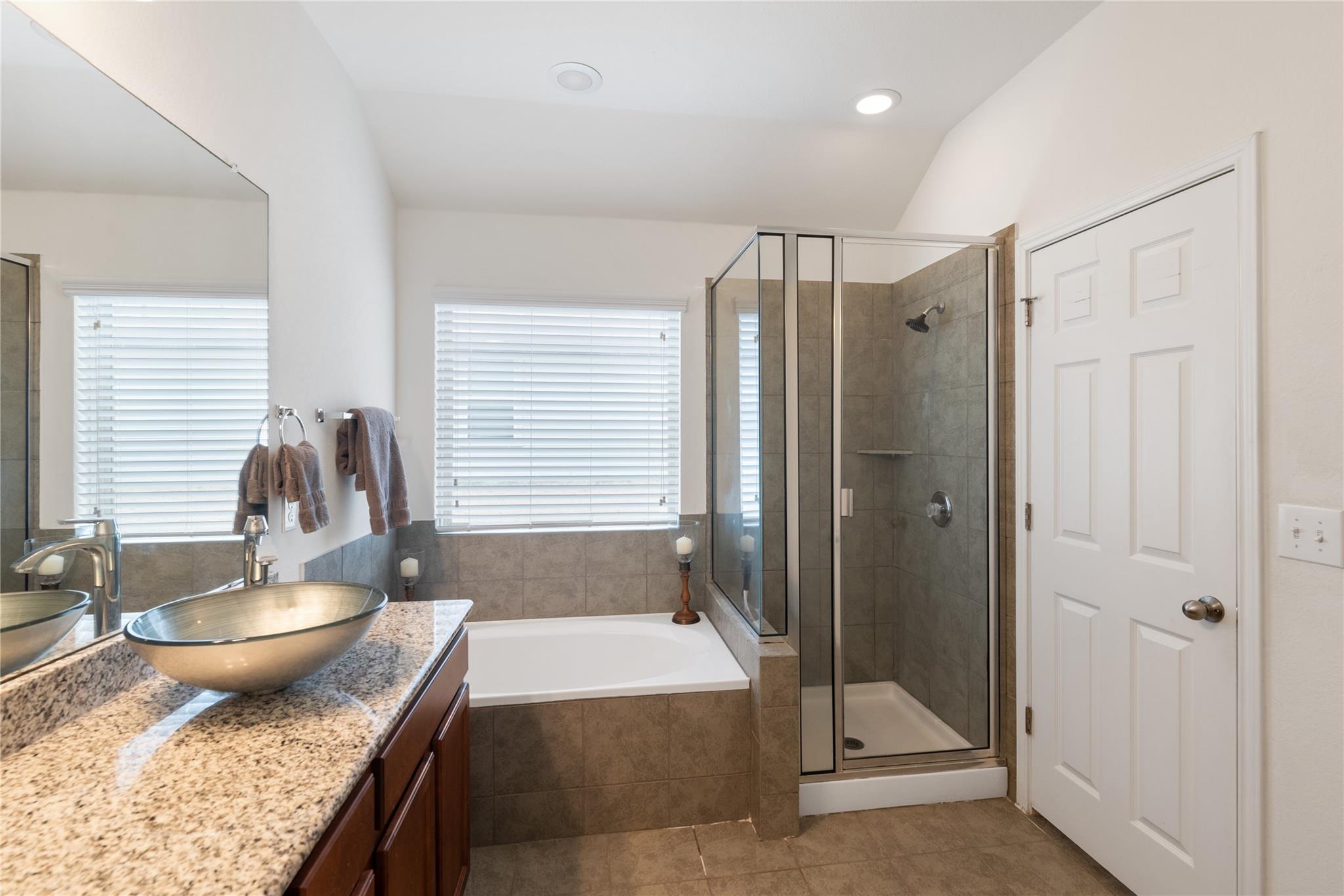 128 Diamondback Cv Property Photo 14