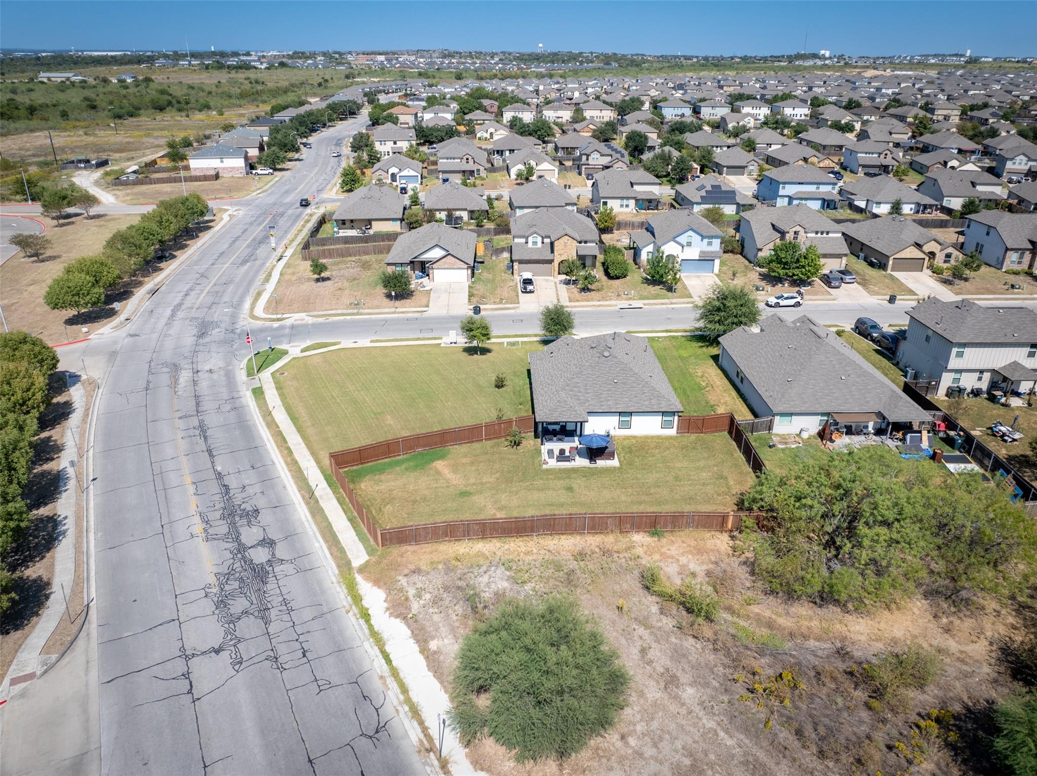 128 Diamondback Cv Property Photo 28