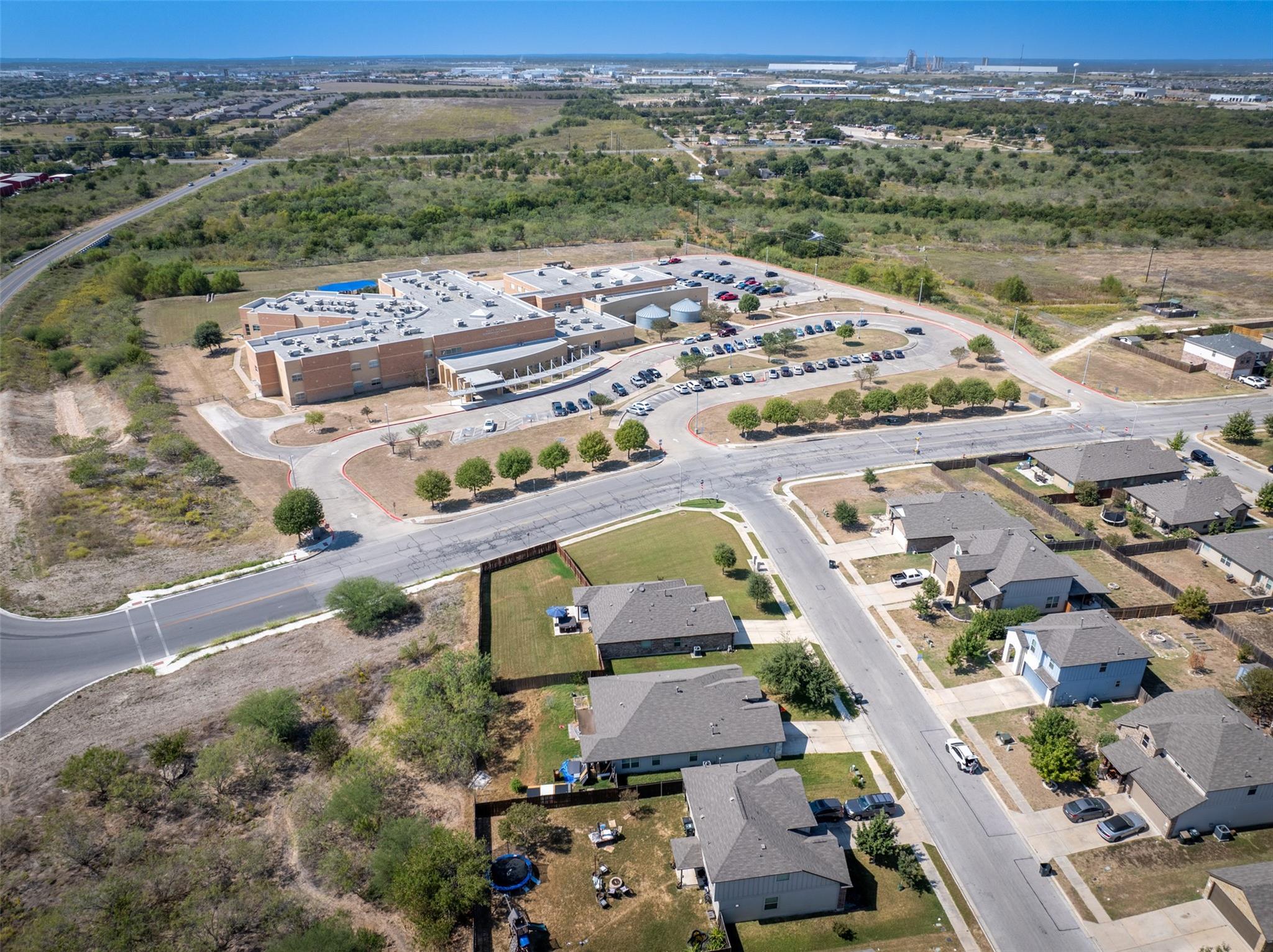 128 Diamondback Cv Property Photo 31