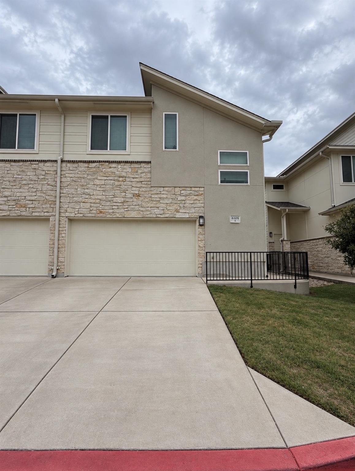 6105 Steep Cactus Trl #A Property Photo 1