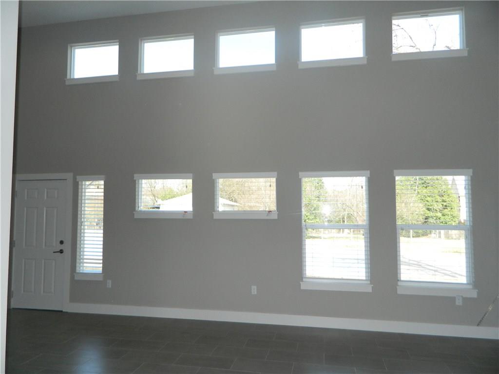 4401 Hank Ave #b Property Photo 8
