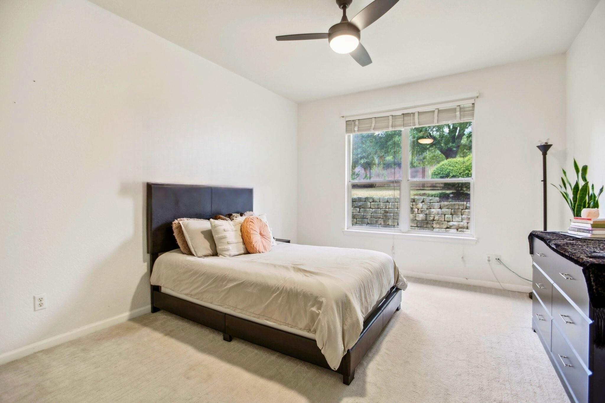 3304 Mulberry Creek Dr Property Photo 24