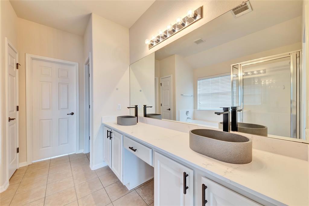 3112 Karstview Cv Property Photo 16