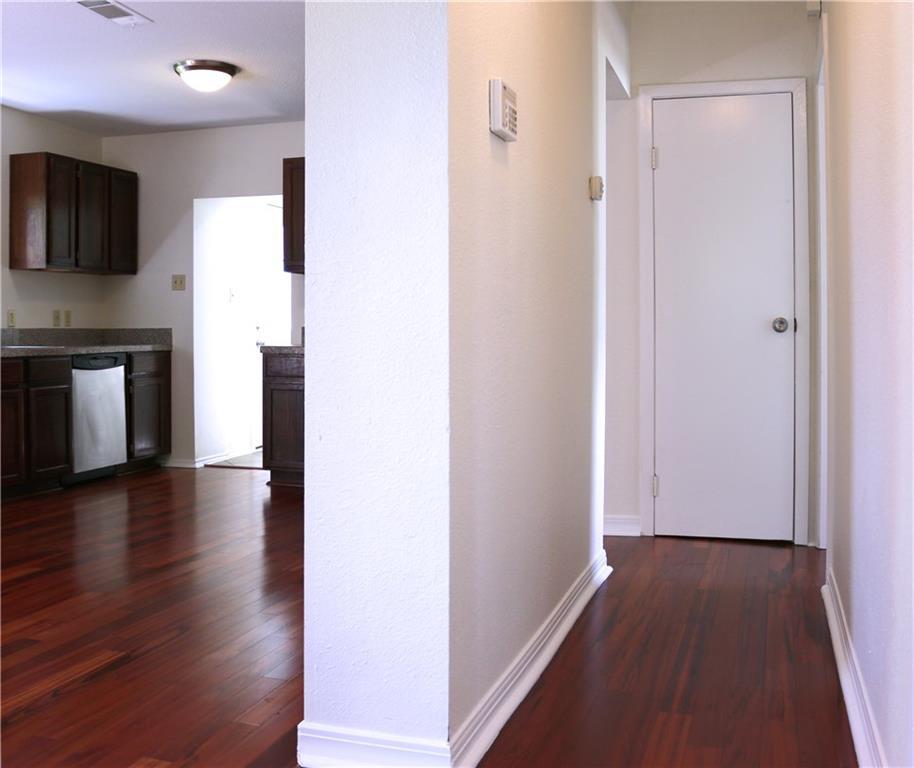 1166 Ridgeway Dr Property Photo 8