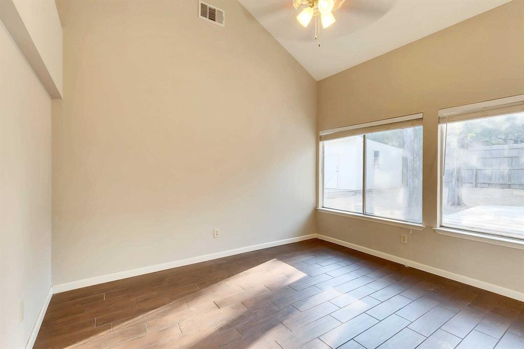 11400 Gatling Gun Ln Property Photo 4