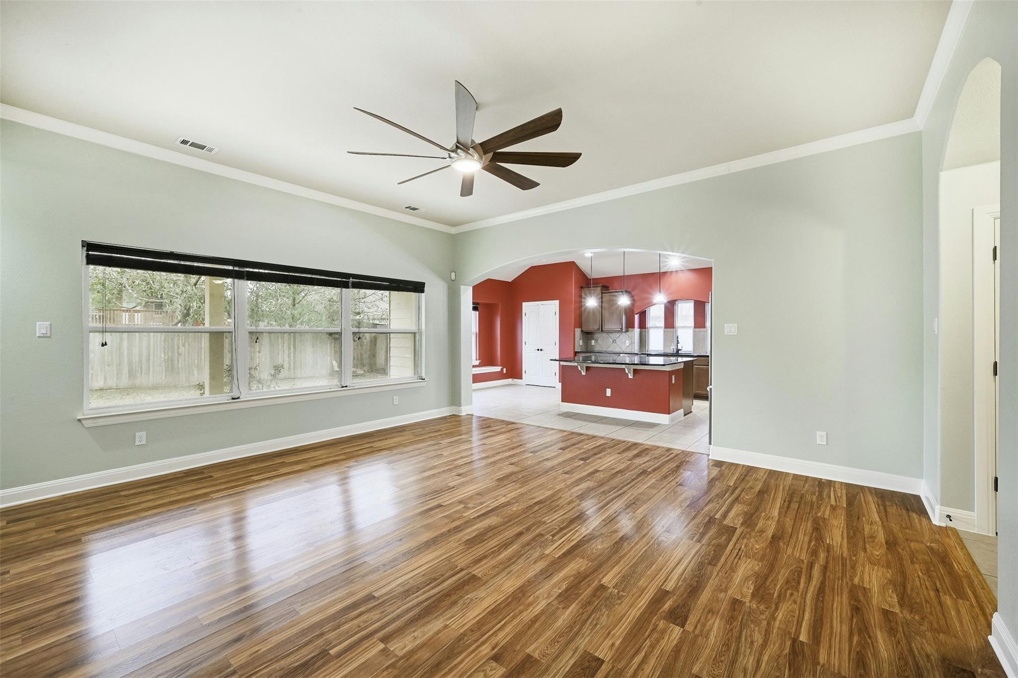 104 Turvey Cv Property Photo 8