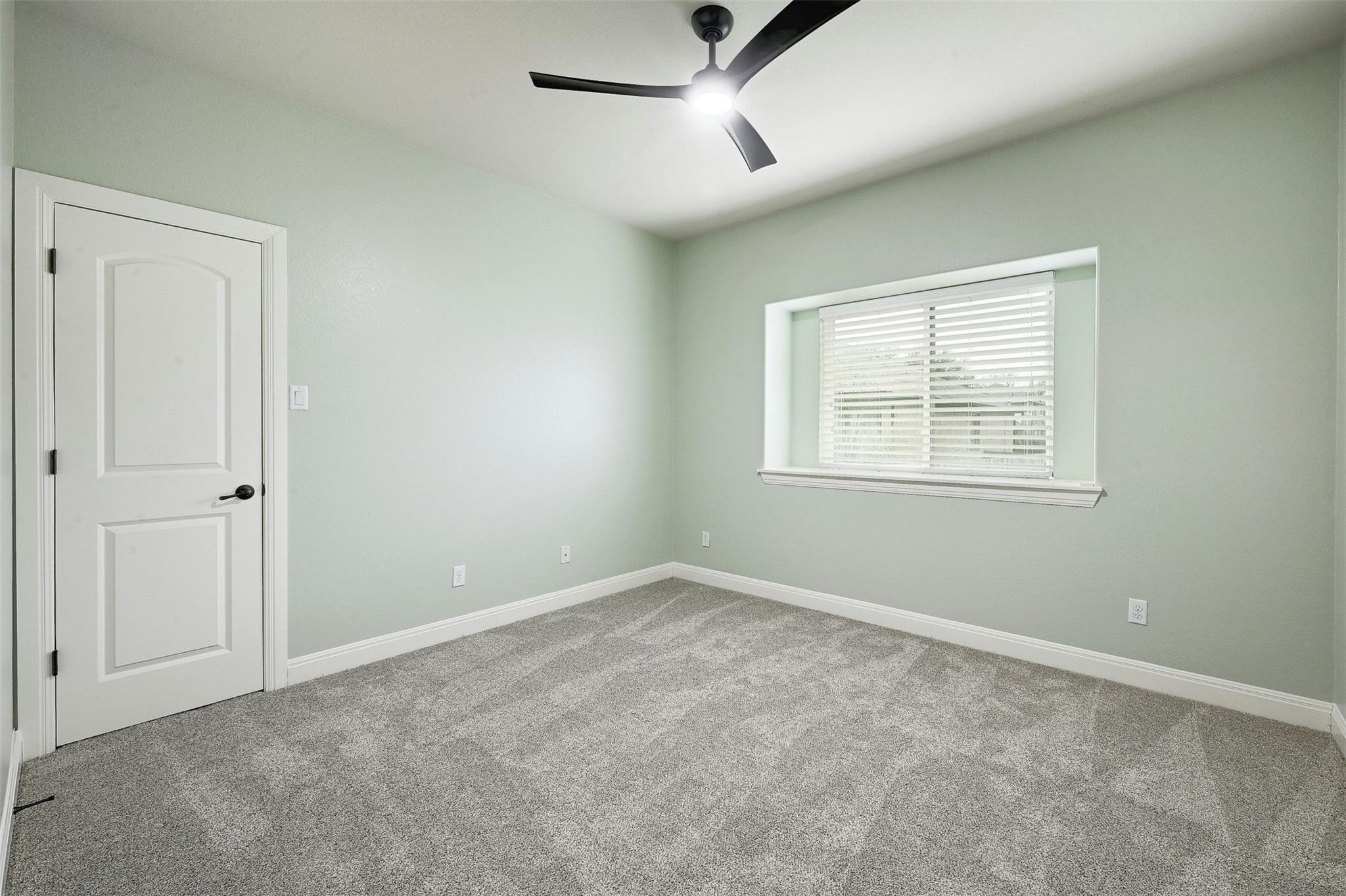 104 Turvey Cv Property Photo 27