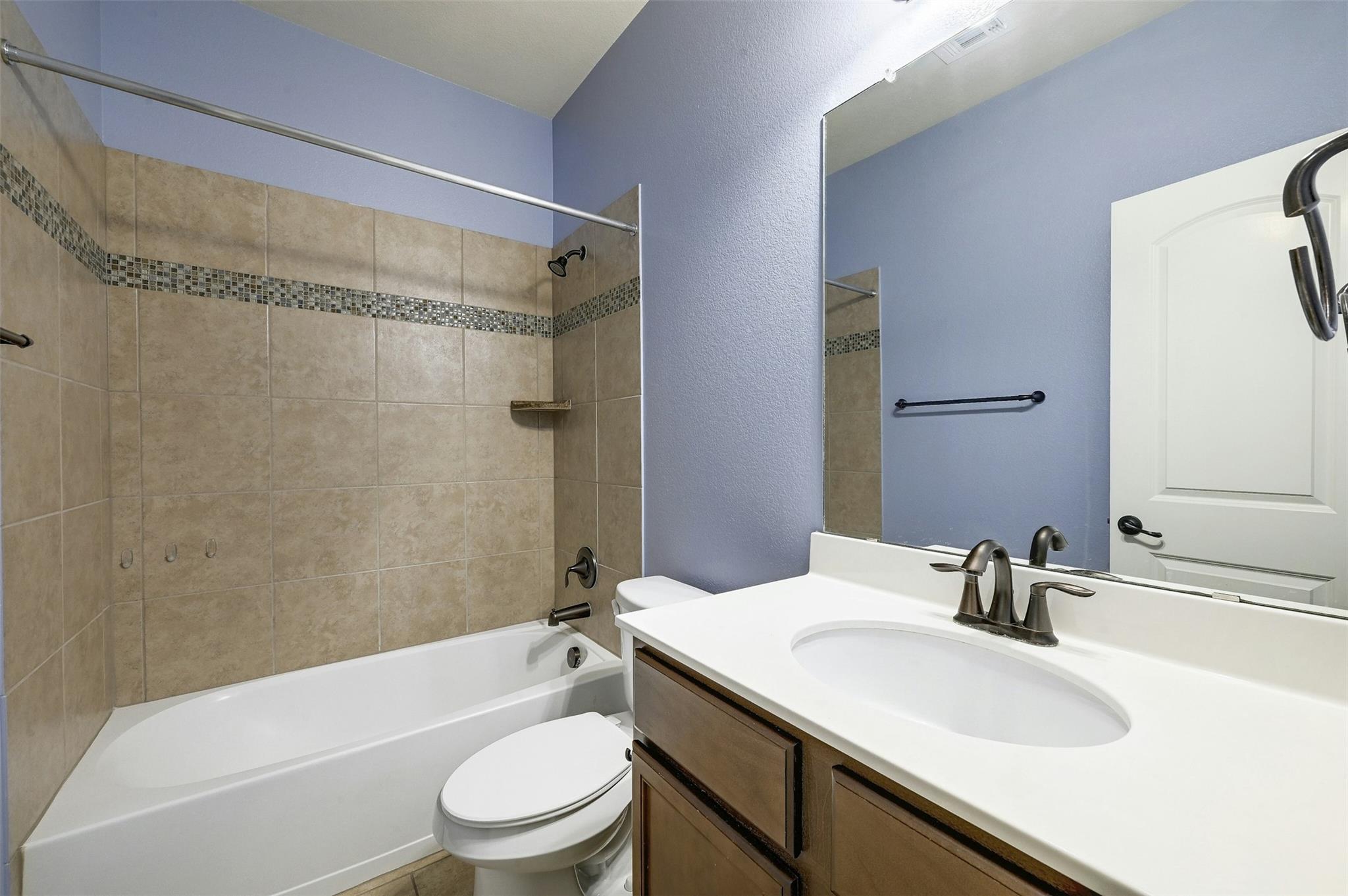 104 Turvey Cv Property Photo 28