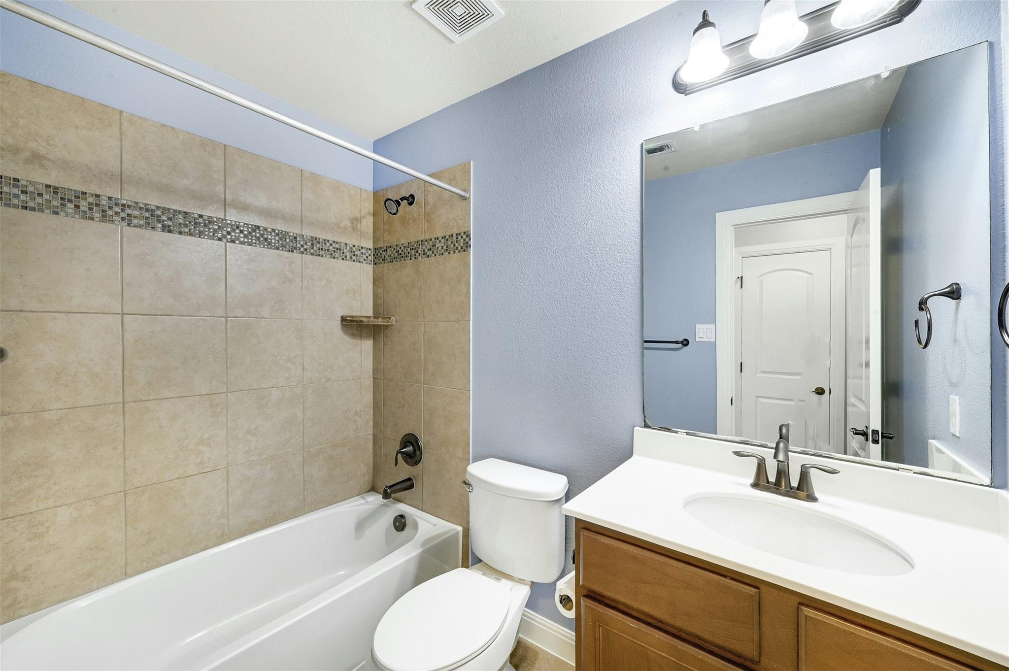 104 Turvey Cv Property Photo 33