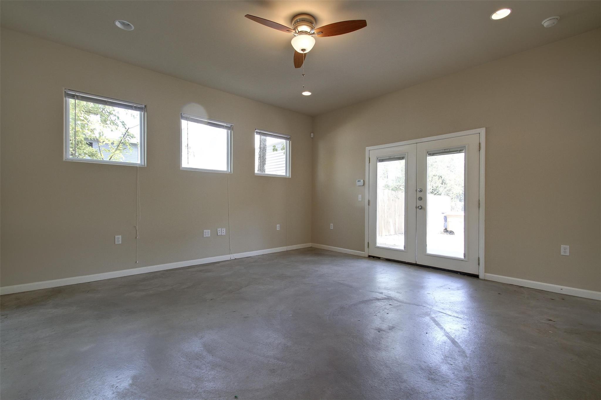 4509 Depew Ave Property Photo 15