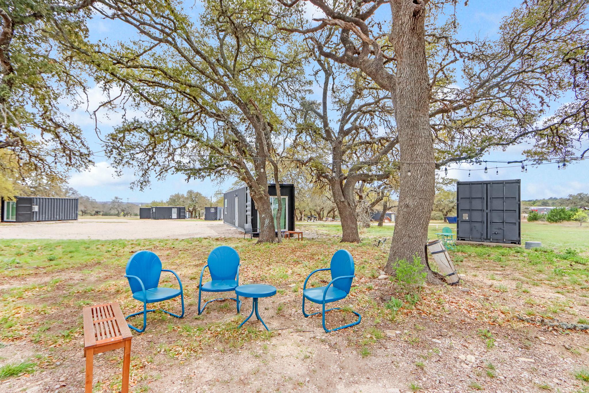 8502 E Us 290 None Property Photo 12