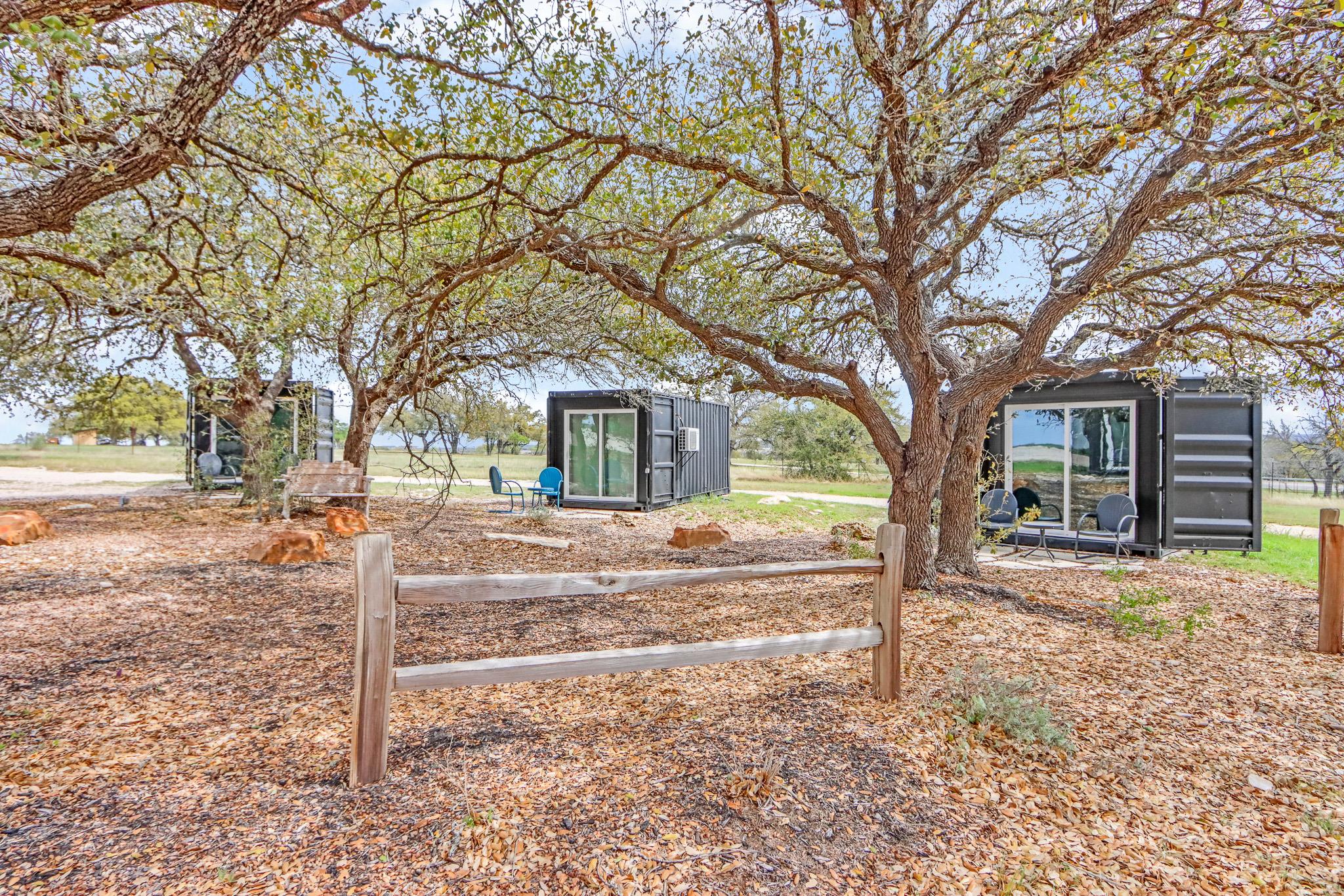 8502 E Us 290 None Property Photo 19