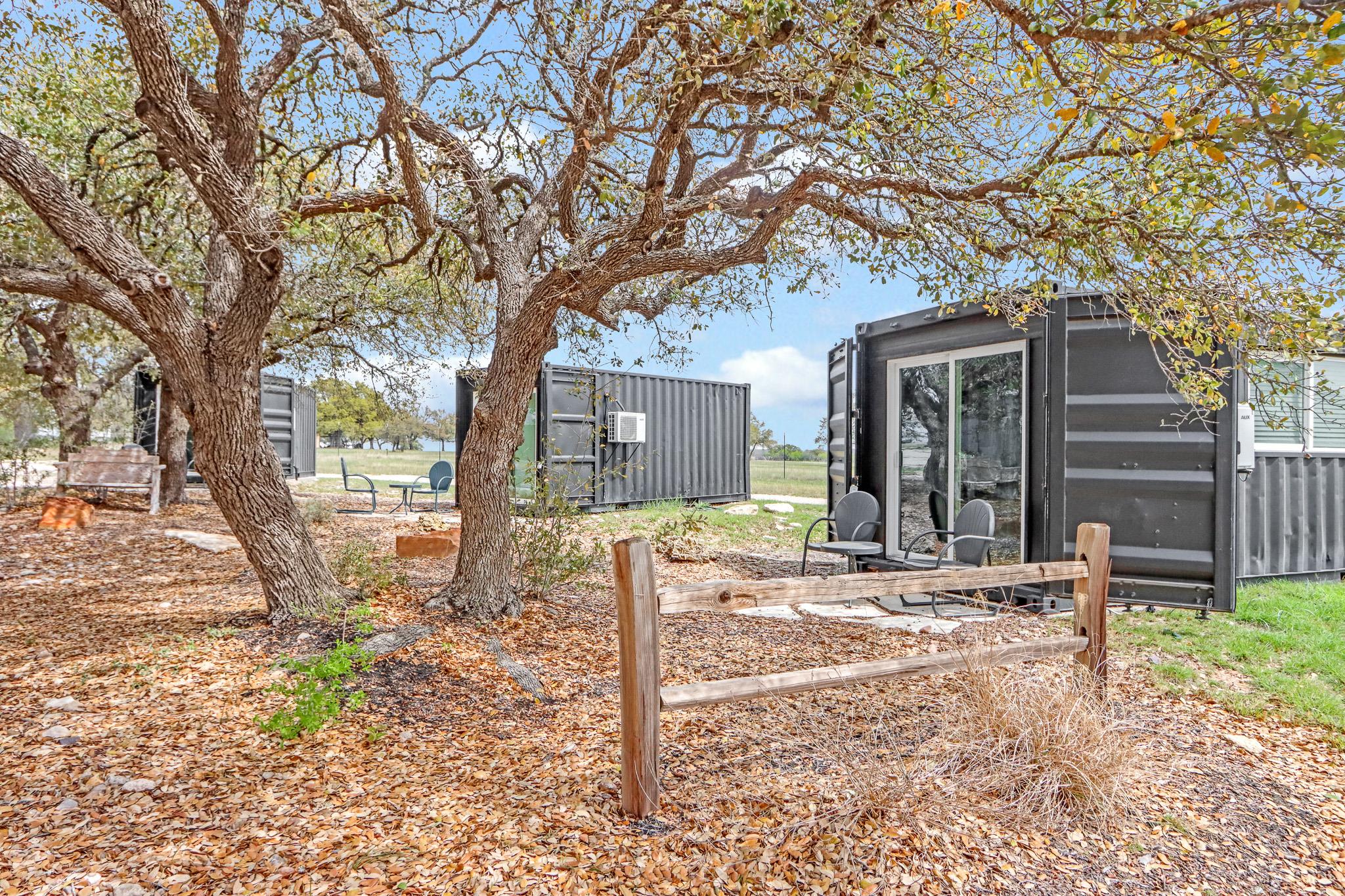8502 E Us 290 None Property Photo 21