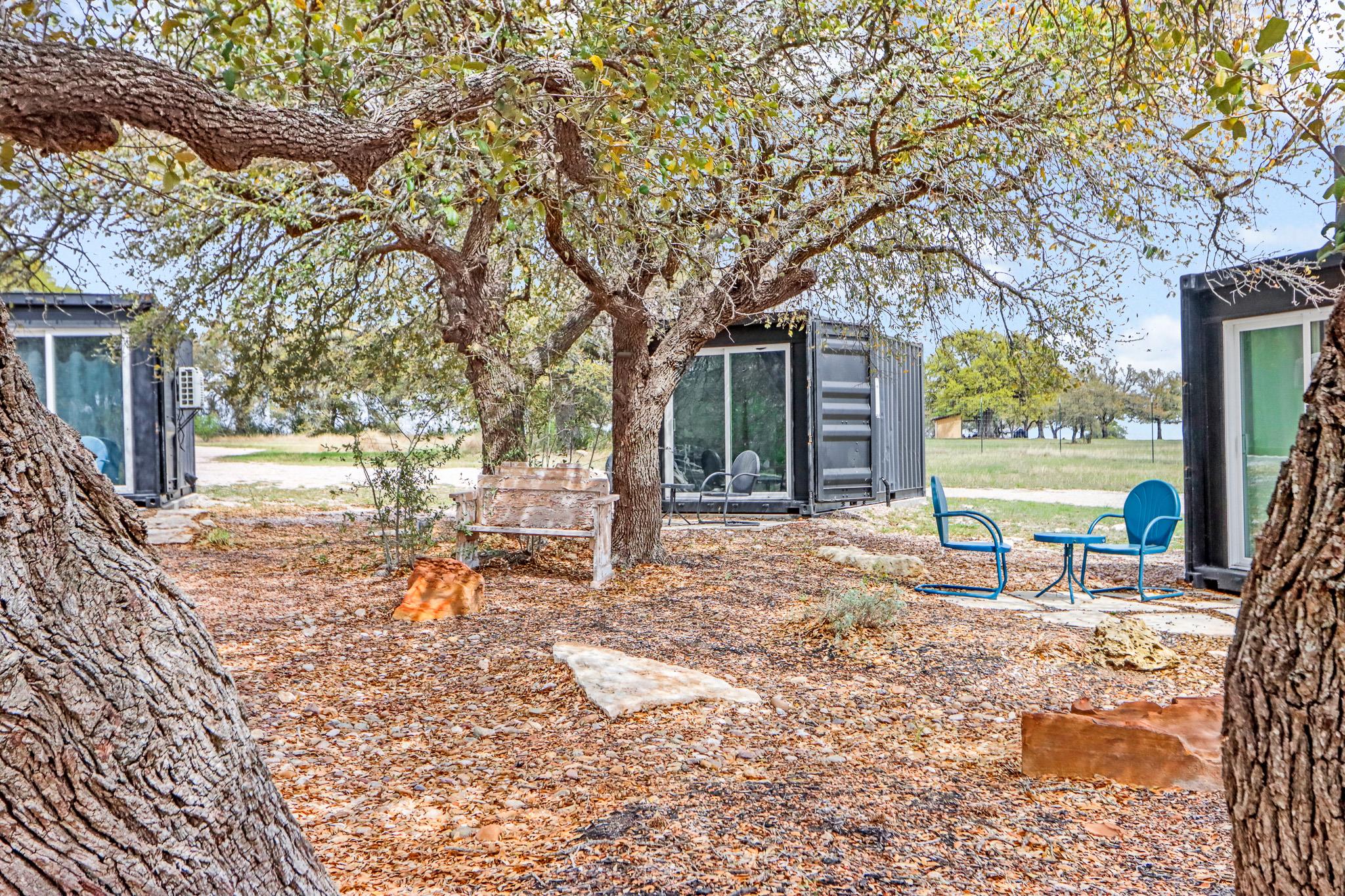 8502 E Us 290 None Property Photo 22