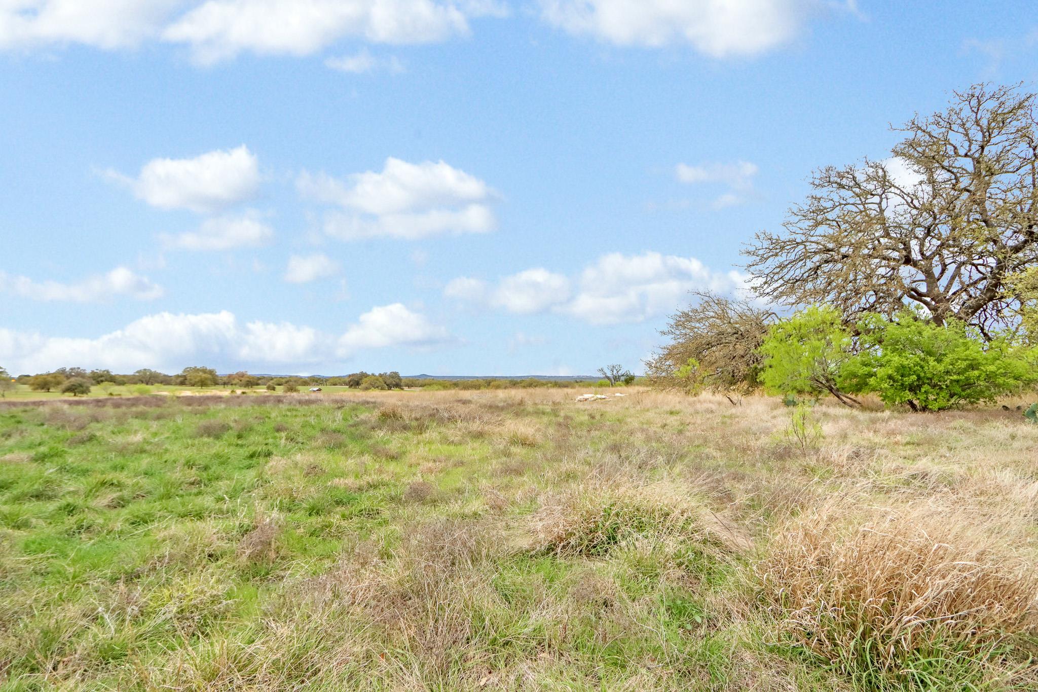 8502 E Us 290 None Property Photo 26