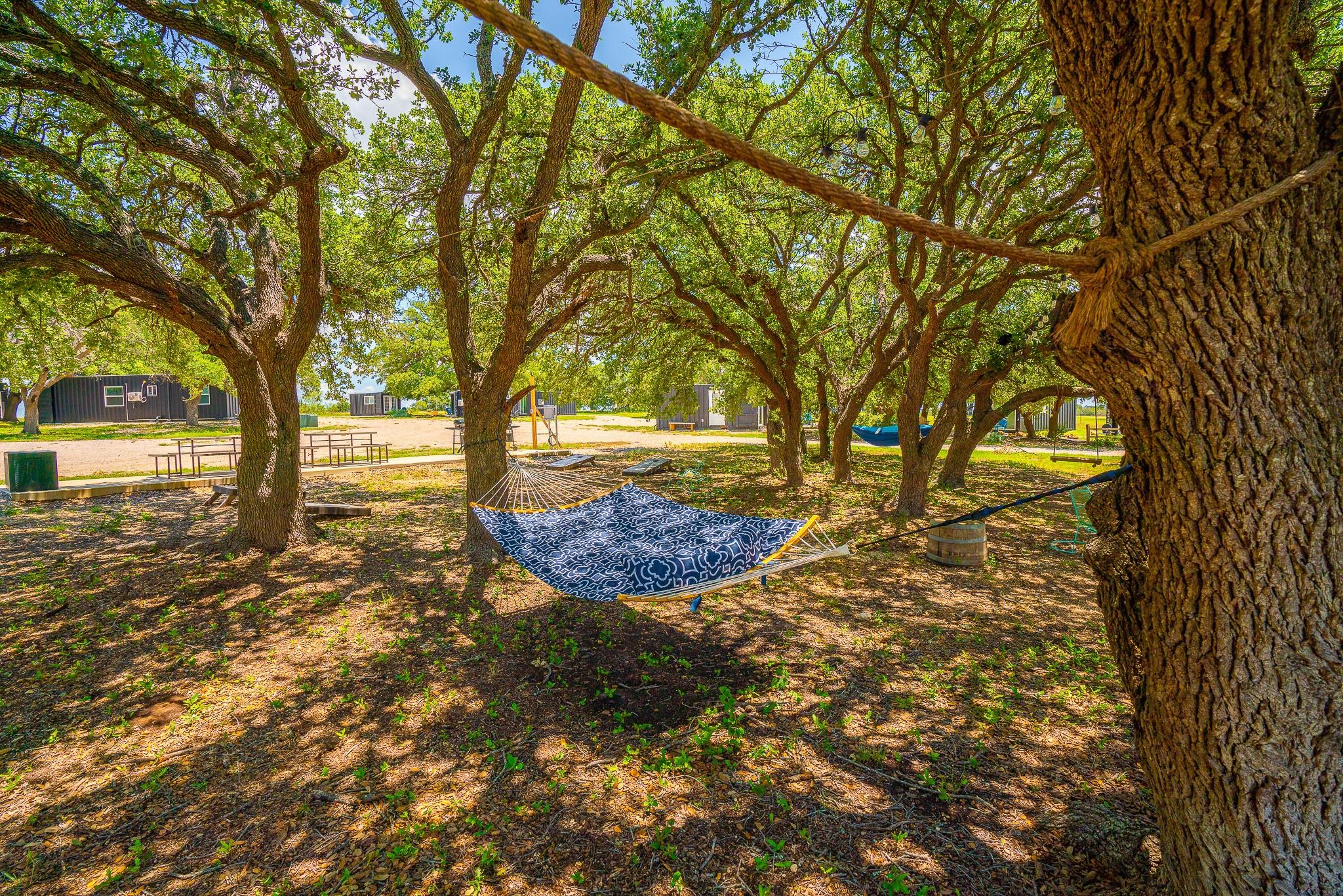 8502 E Us 290 None Property Photo 31
