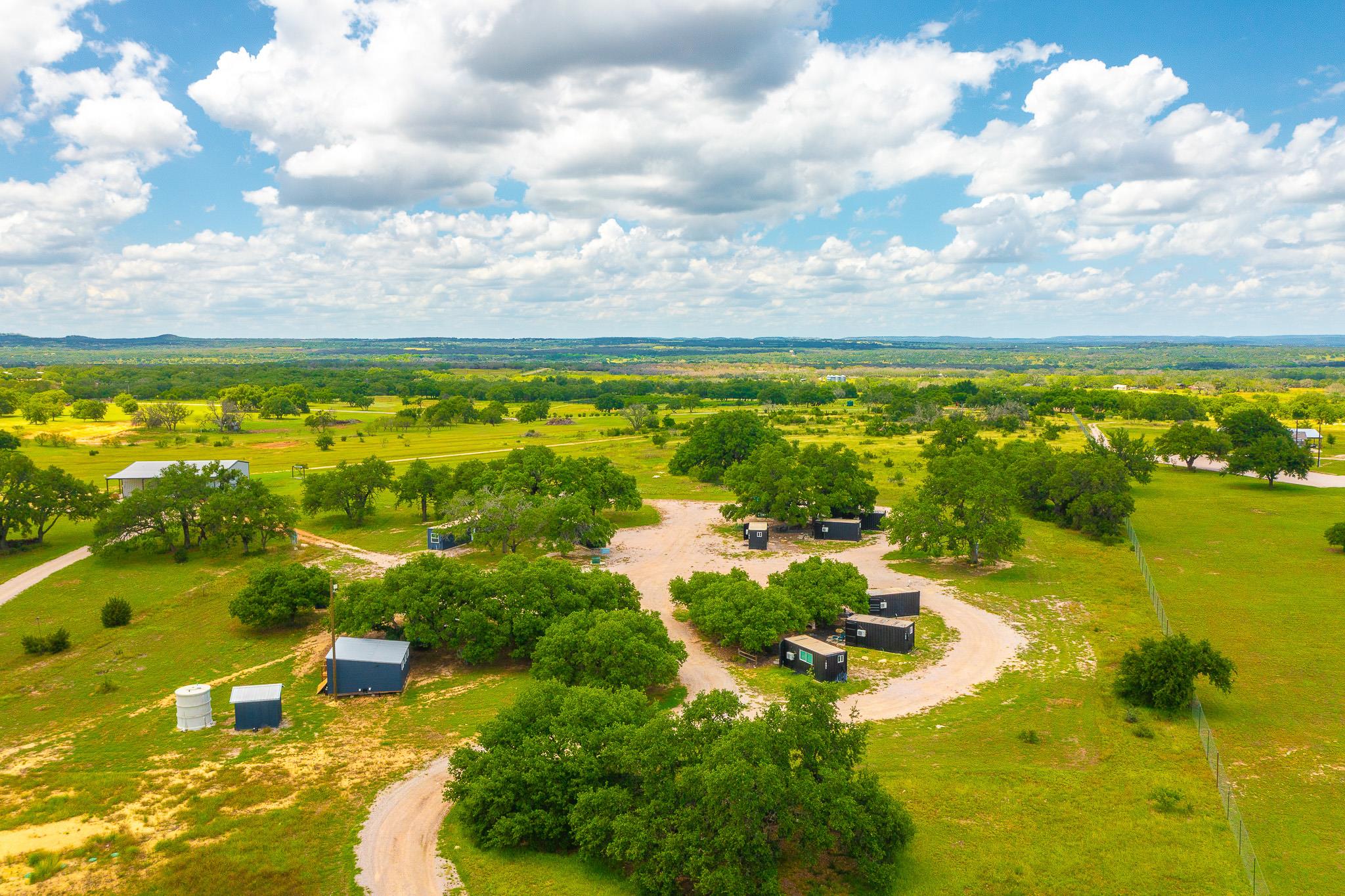 8502 E Us 290 None Property Photo 37
