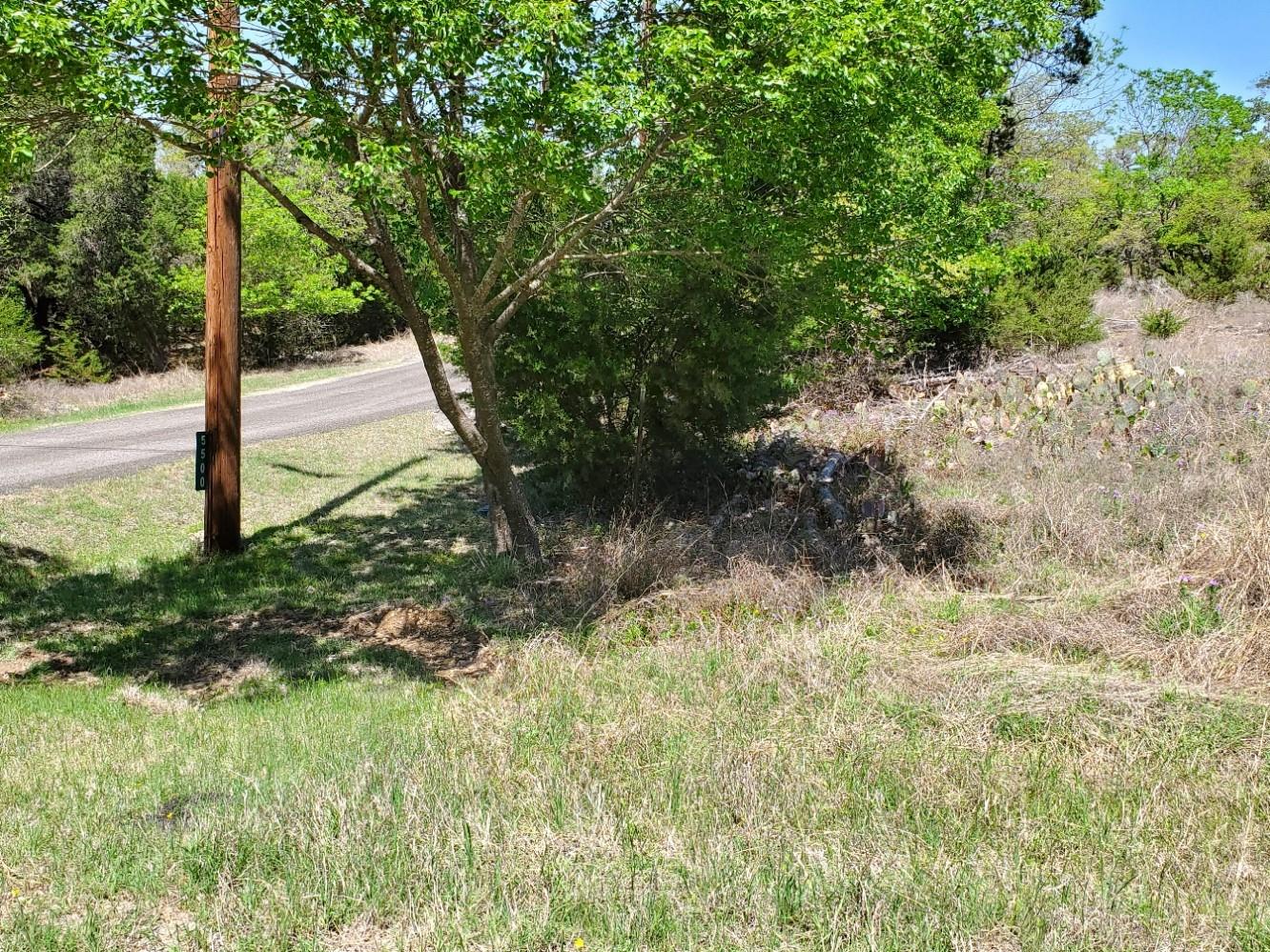 16353 Charlya Dr Property Photo 4