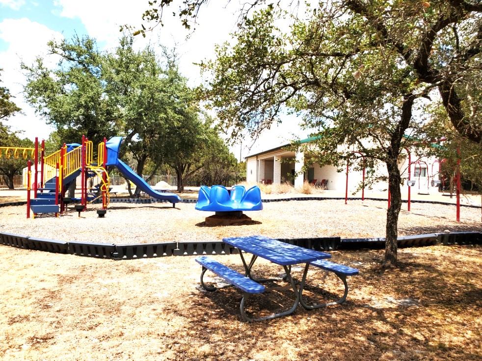 16353 Charlya Dr Property Photo 13