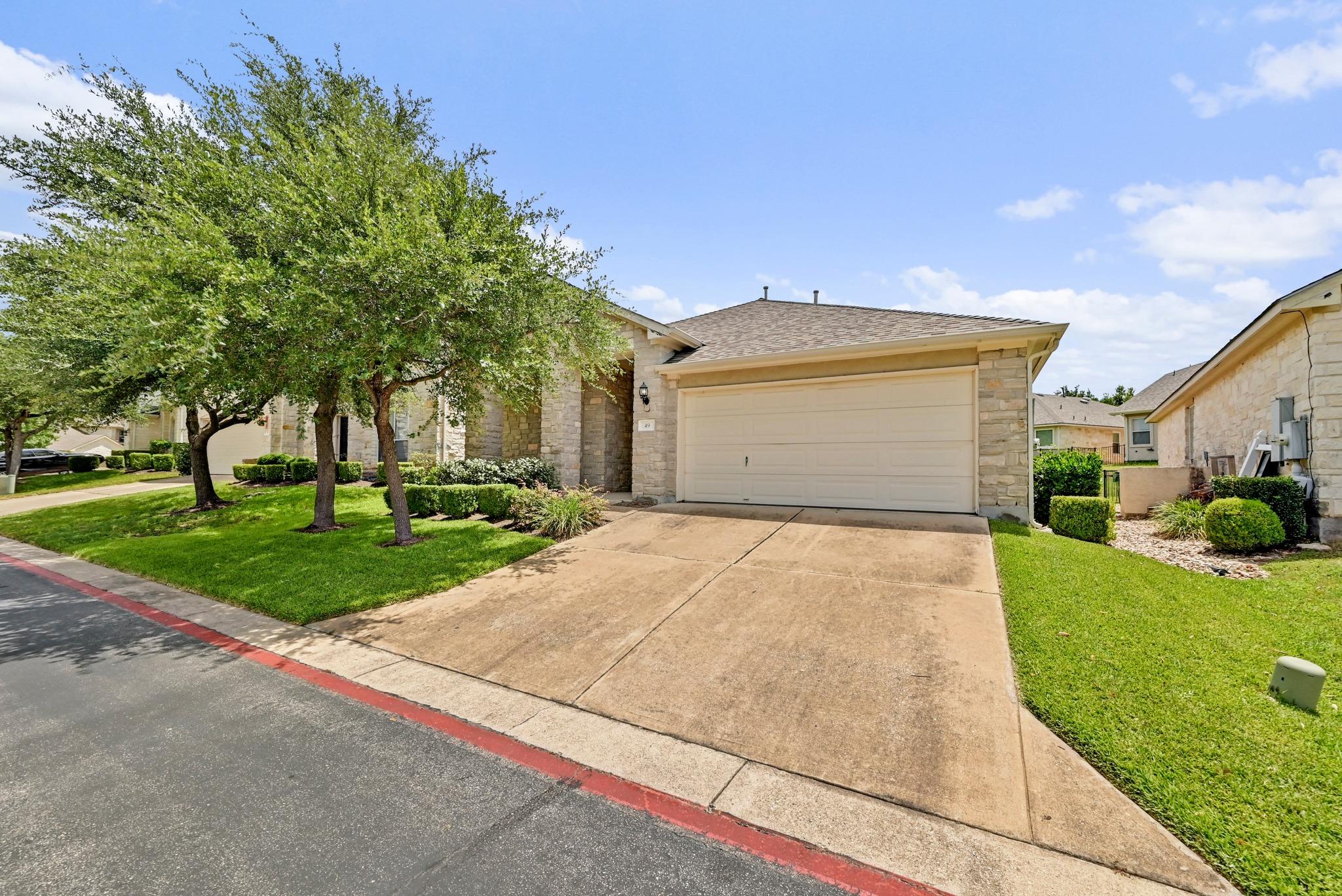 49 White Magnolia Cir Property Photo 2