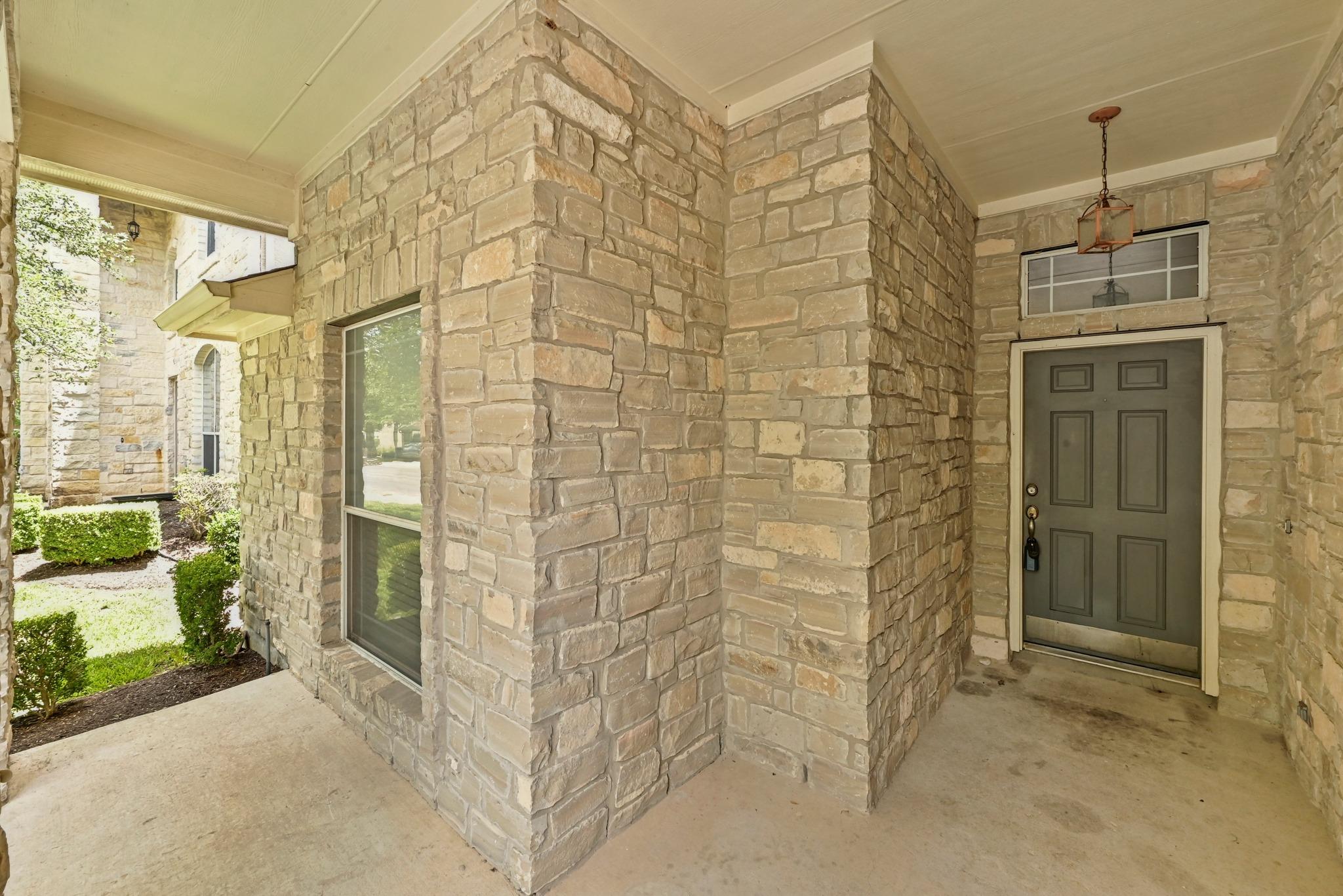 49 White Magnolia Cir Property Photo 3