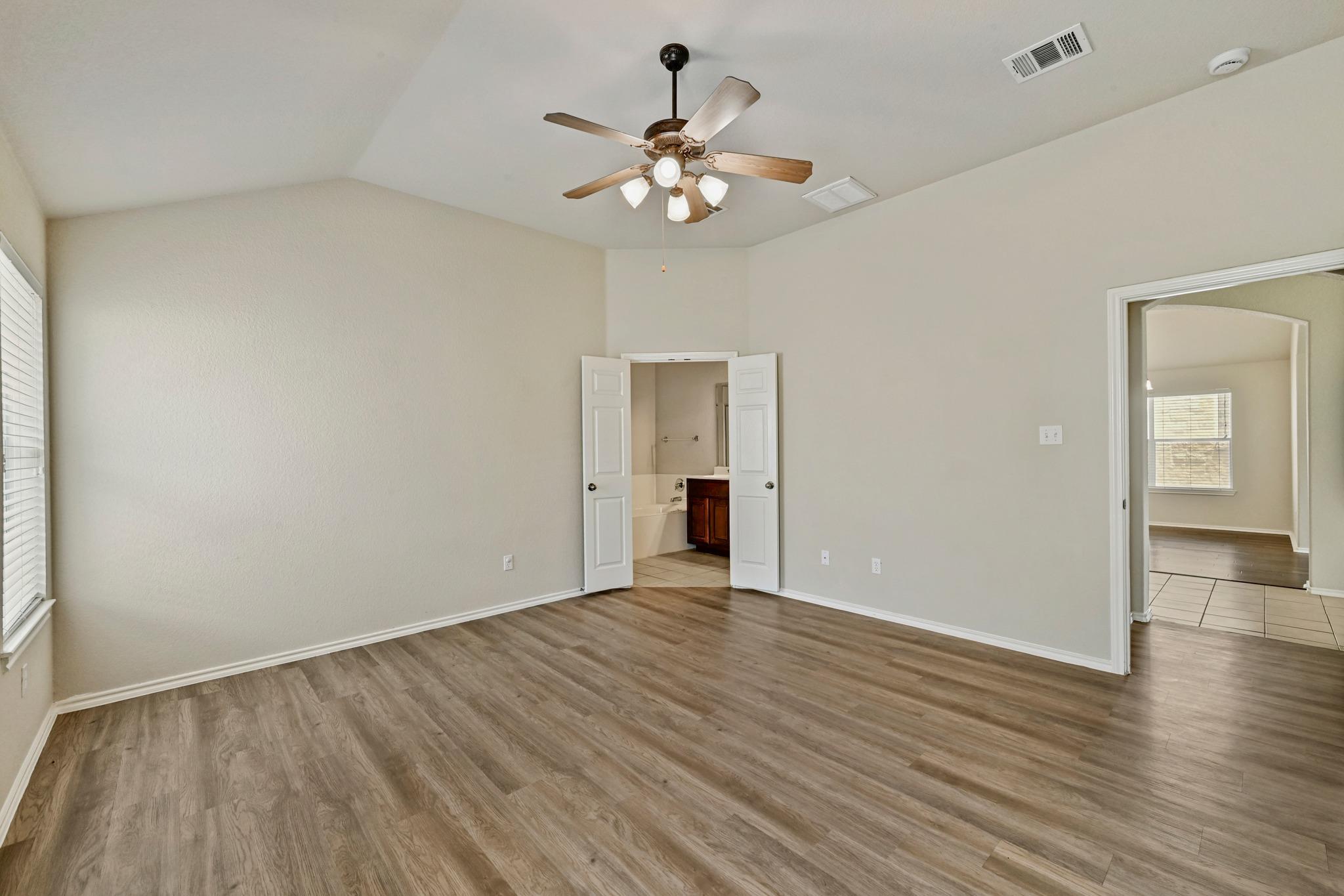49 White Magnolia Cir Property Photo 18