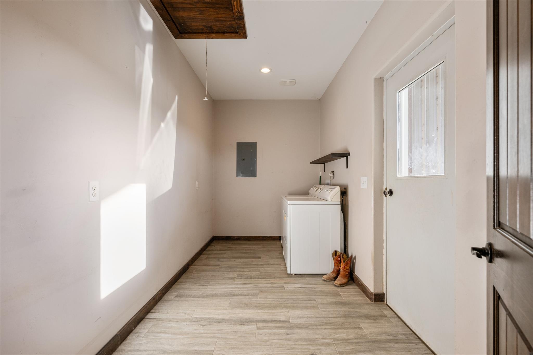 700 County Road 466 Property Photo 15