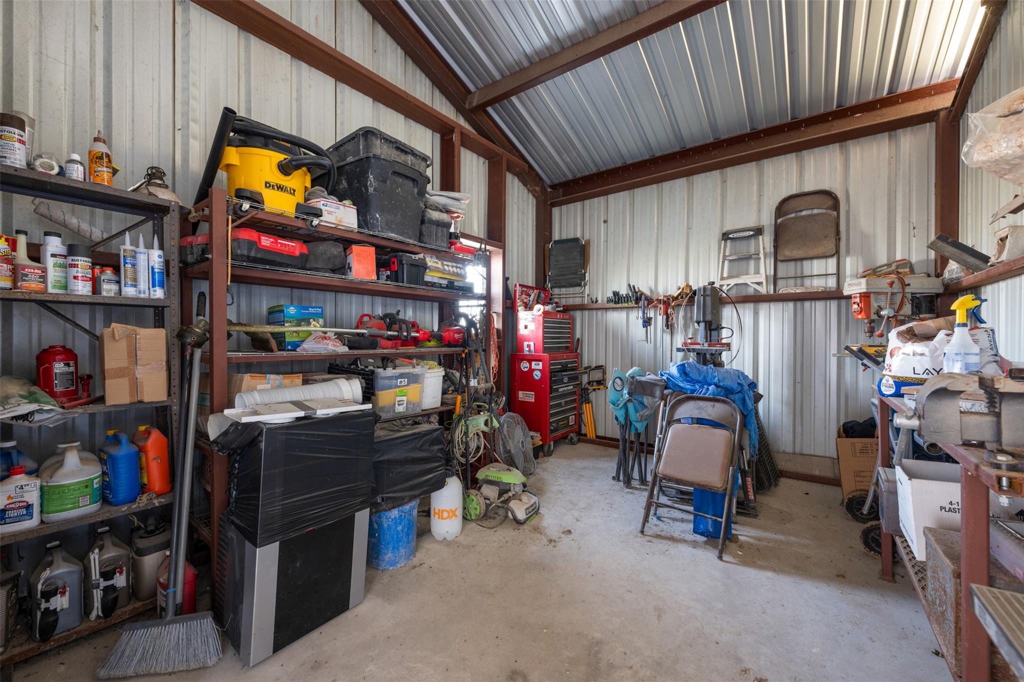 700 County Road 466 Property Photo 19