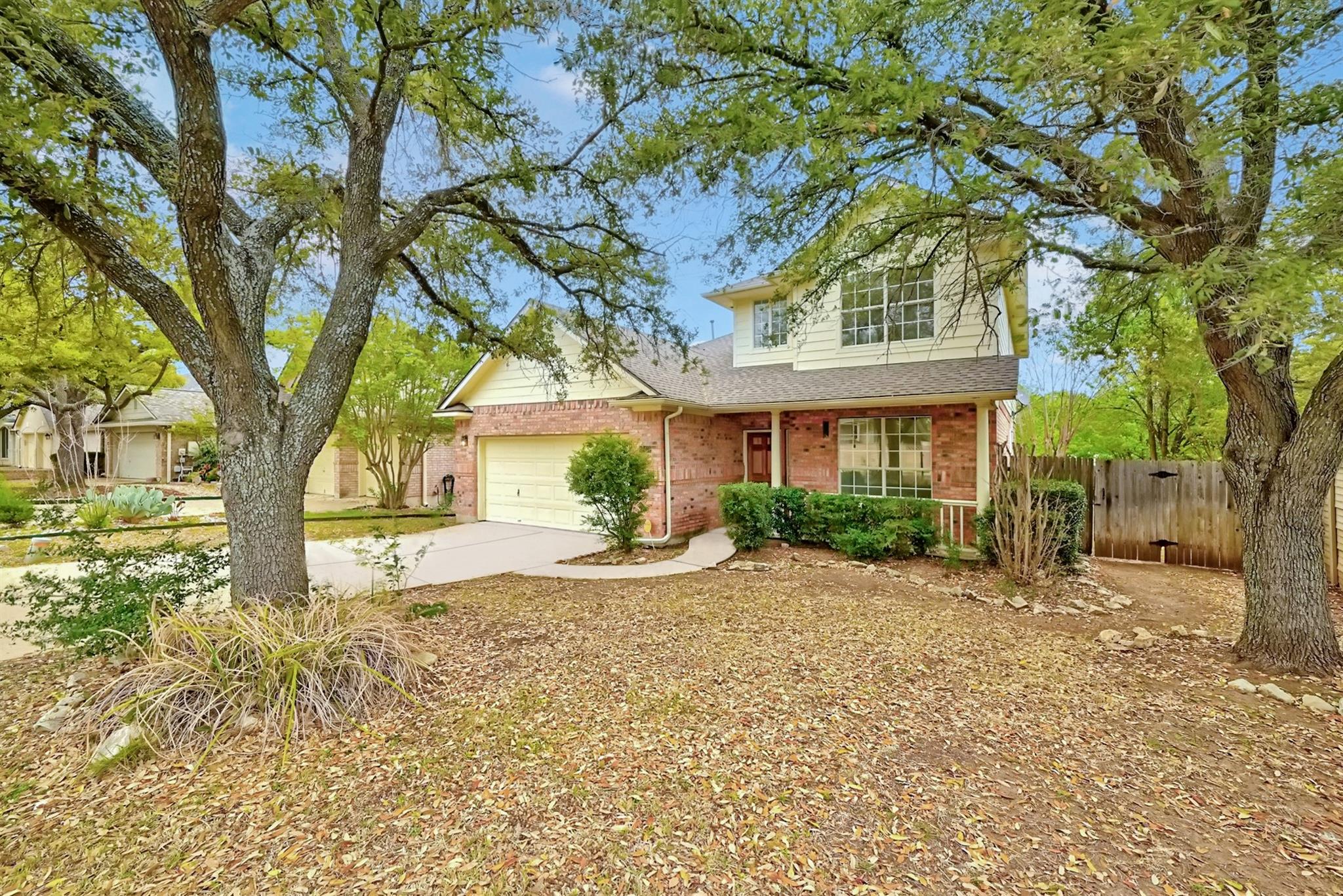 13401 Lamplight Village Ave Property Photo 2