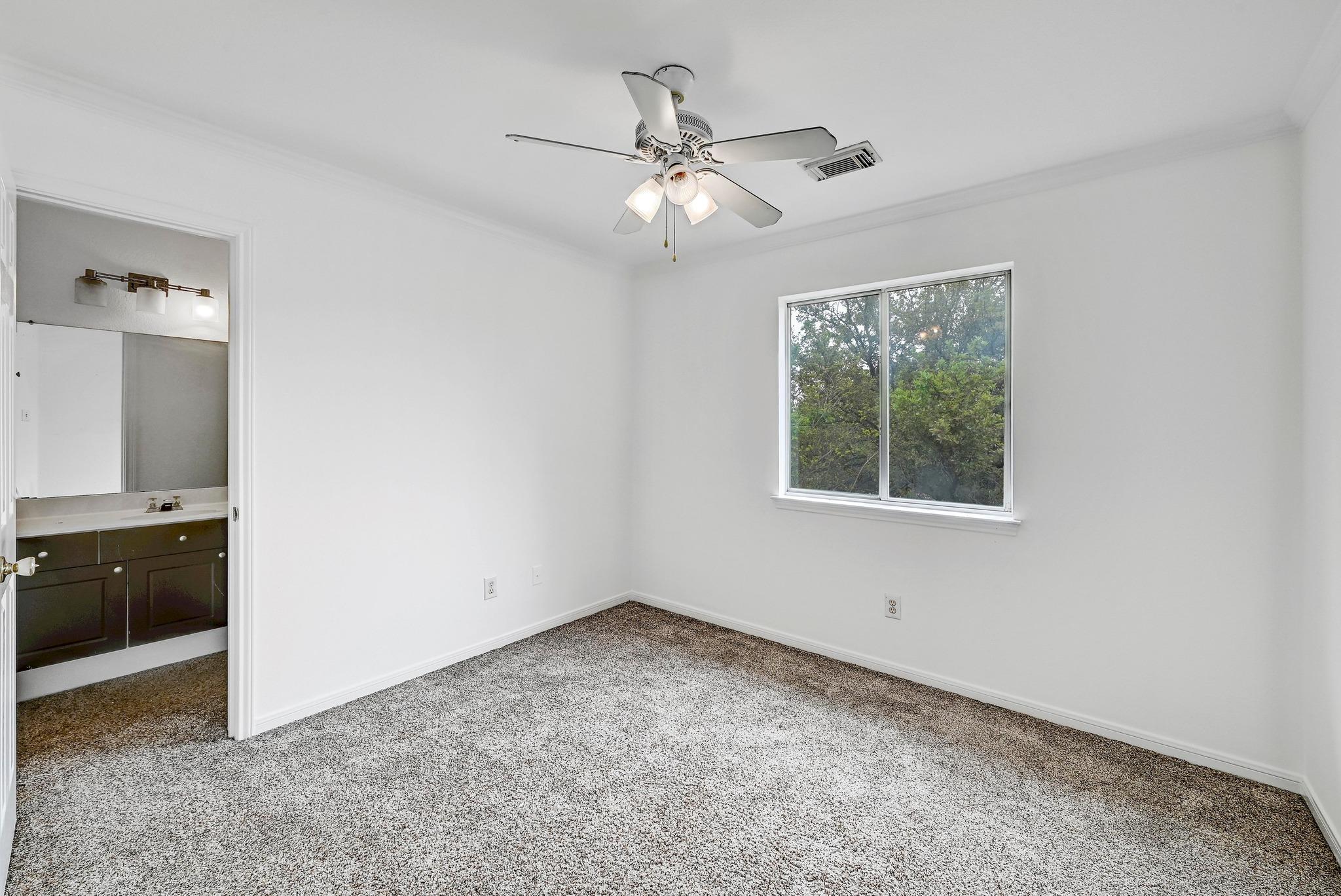 13401 Lamplight Village Ave Property Photo 20