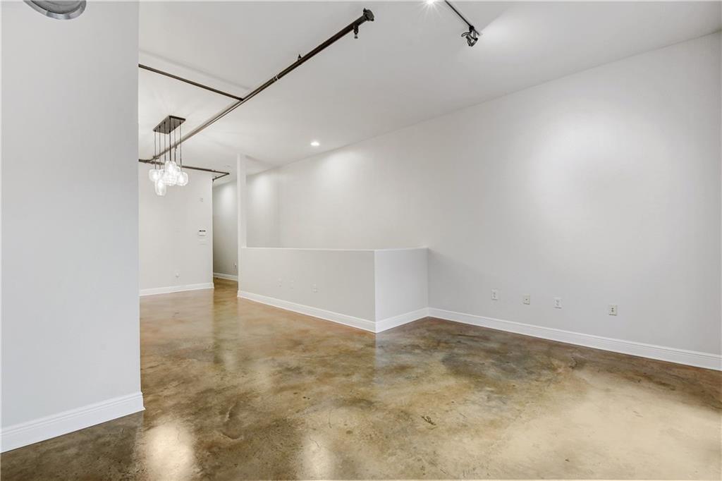 1601 E Cesar Chavez St #102 Property Photo 13