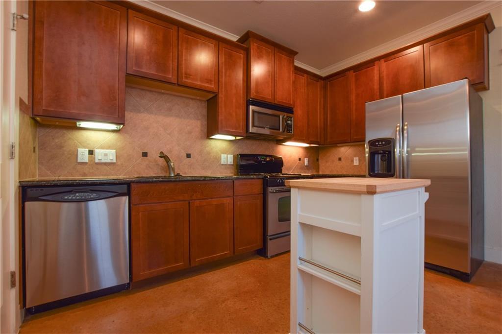 5405 Avenue H None #b Property Photo 3