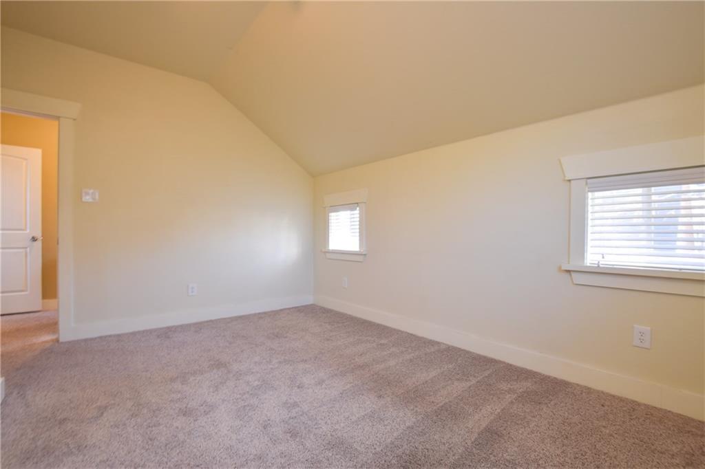 5405 Avenue H None #b Property Photo 4