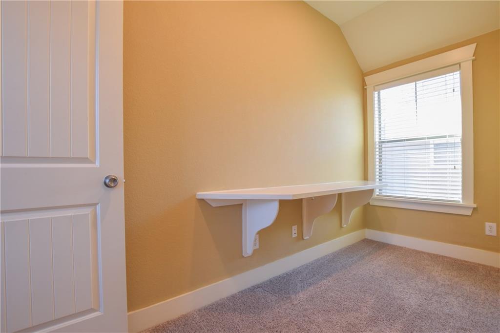 5405 Avenue H None #b Property Photo 9