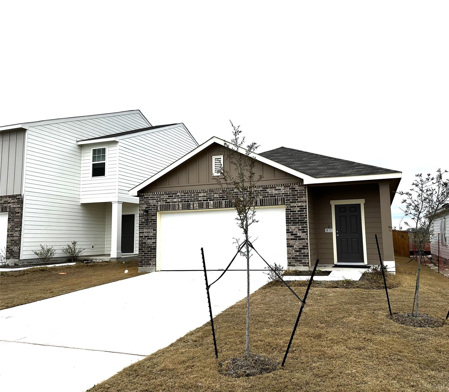 207 Enforcer Loop Property Photo