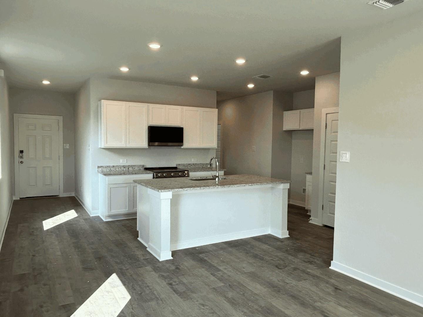 260 Firefox Way Property Photo 4