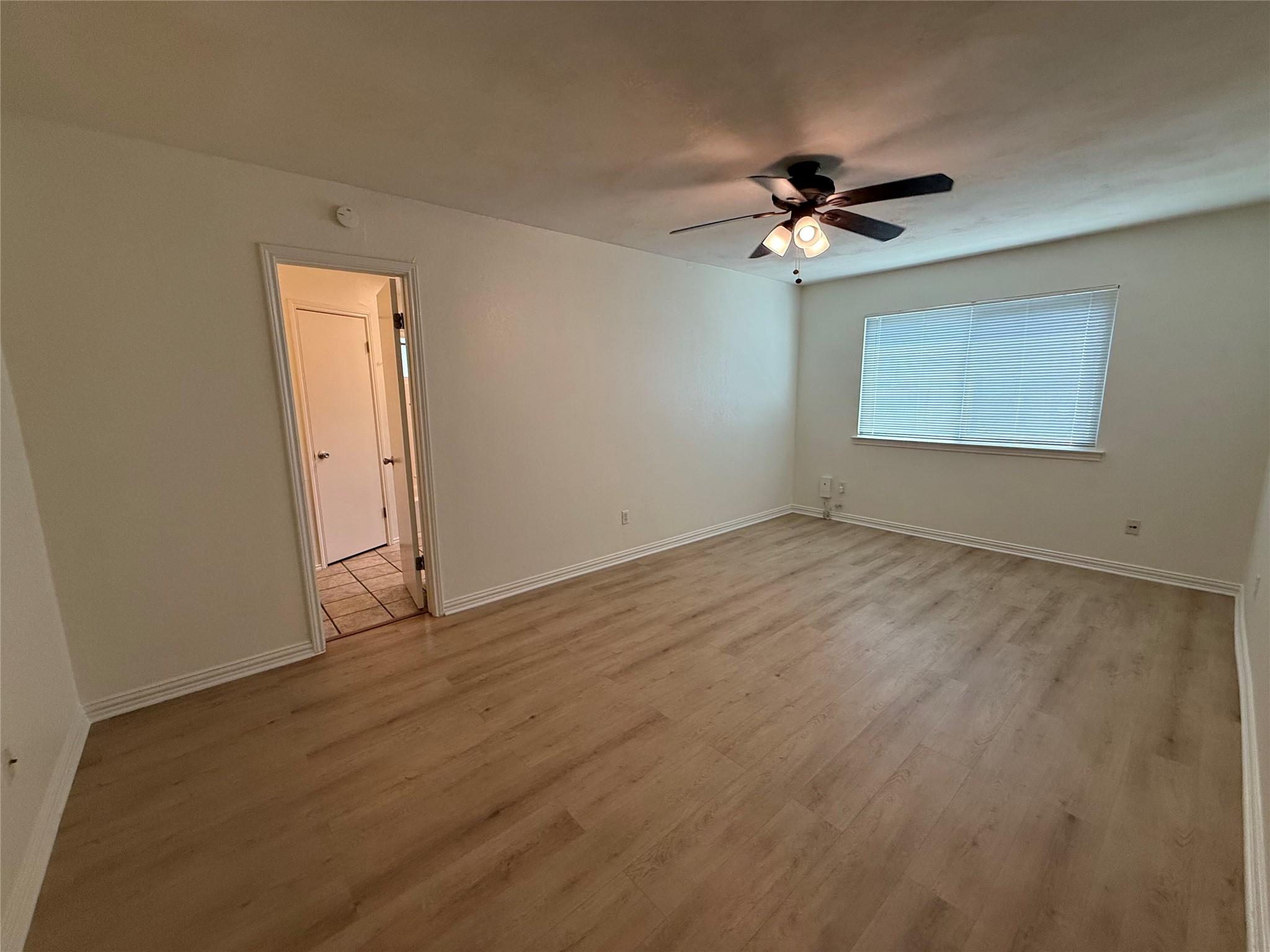 2107 Whispering Dr Property Photo 7