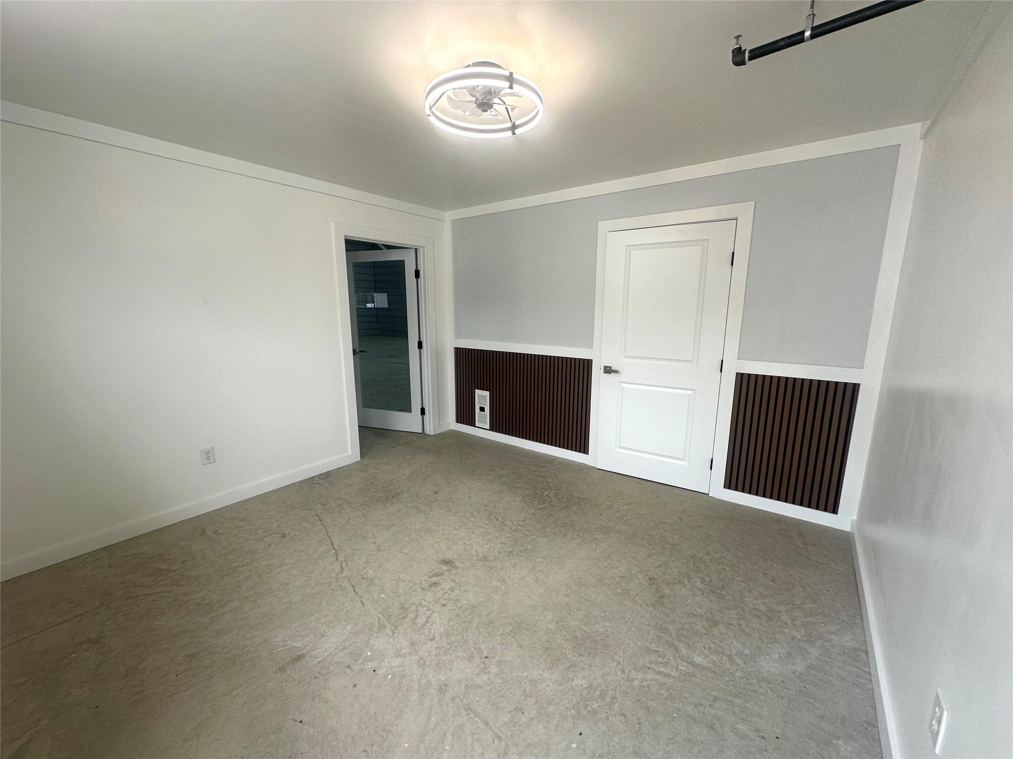 190 Ninety Four Ln Property Photo 2