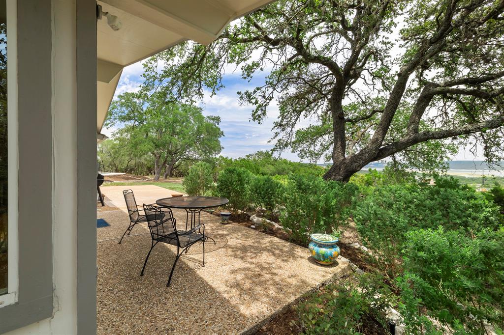 3935 Lago Vista Dr Property Photo 34