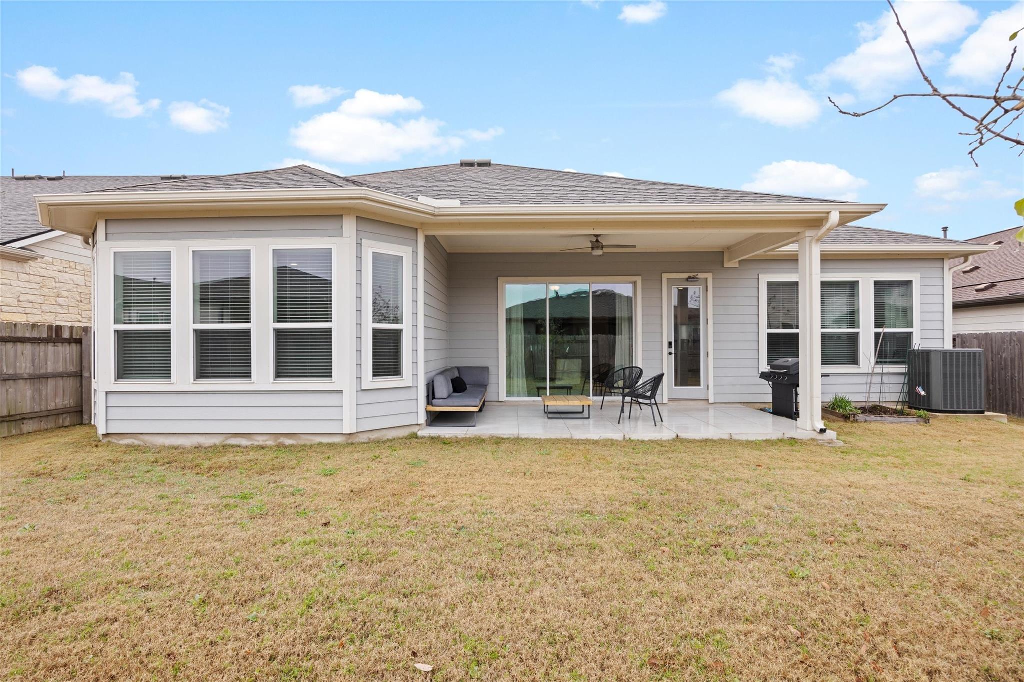 8205 Bestride Bnd Property Photo 29