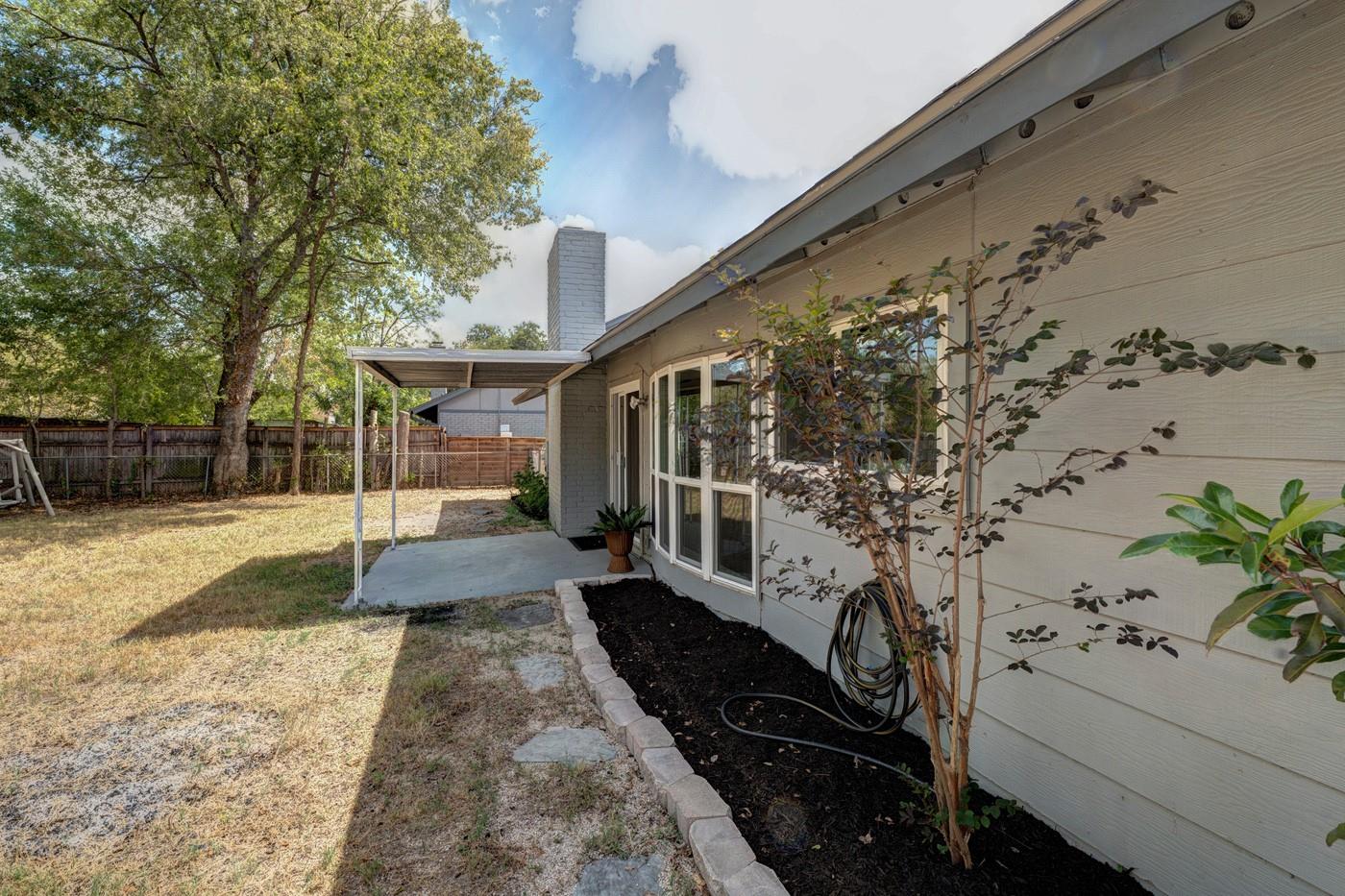 1414 Manford Hill Dr Property Photo 26