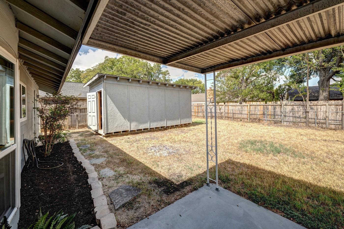 1414 Manford Hill Dr Property Photo 28