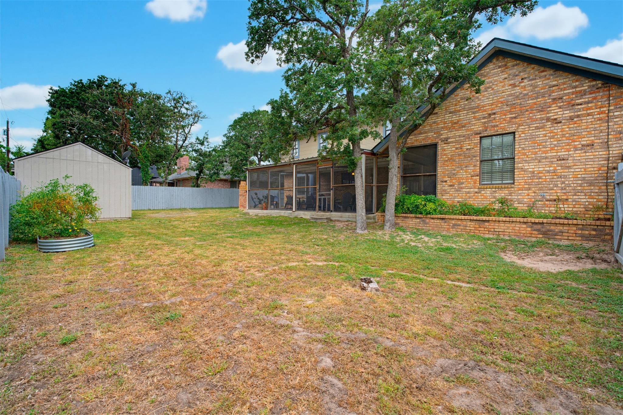 1901 Skyles Rd Property Photo 29