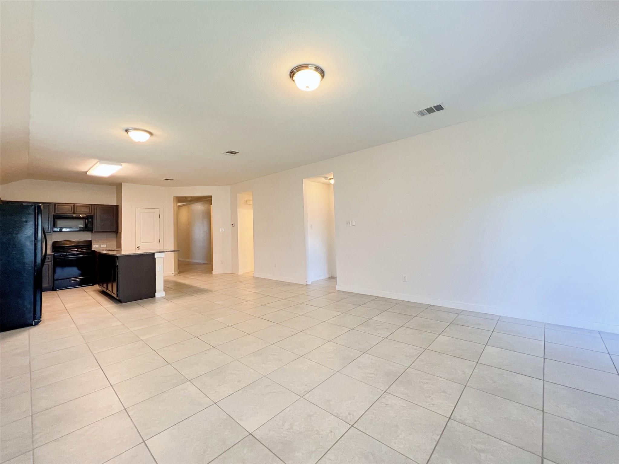 5772 Corsica Loop Property Photo 3