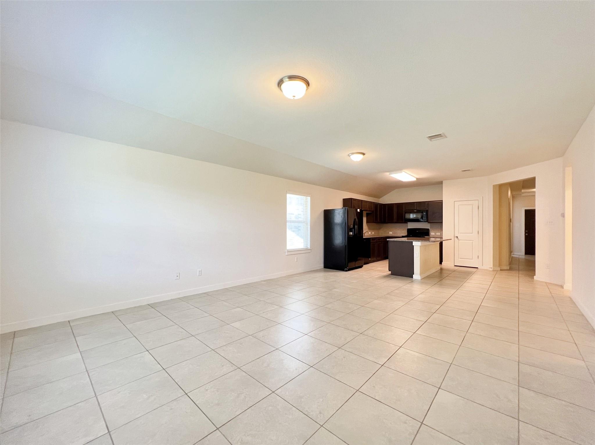 5772 Corsica Loop Property Photo 4