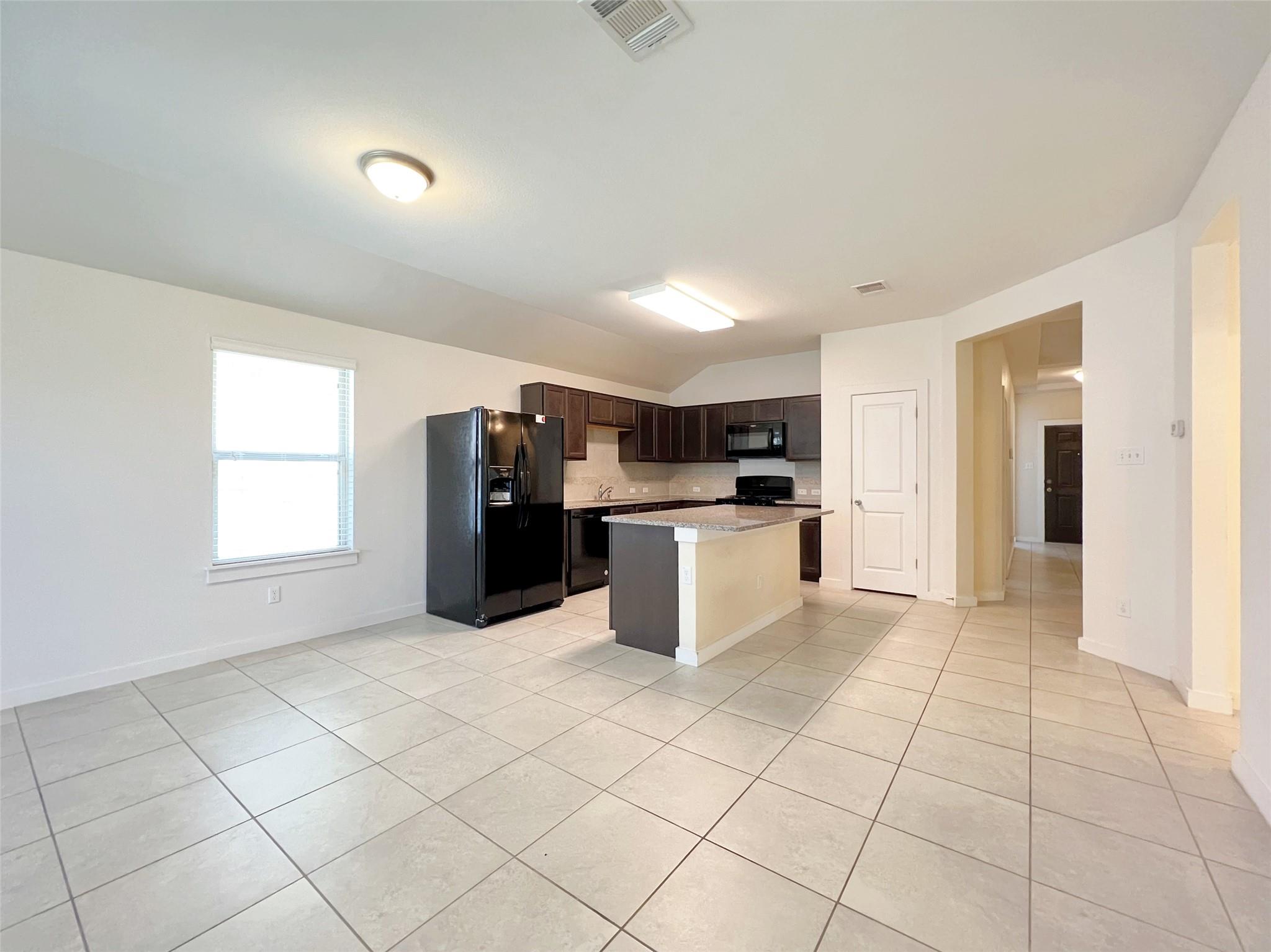 5772 Corsica Loop Property Photo 9